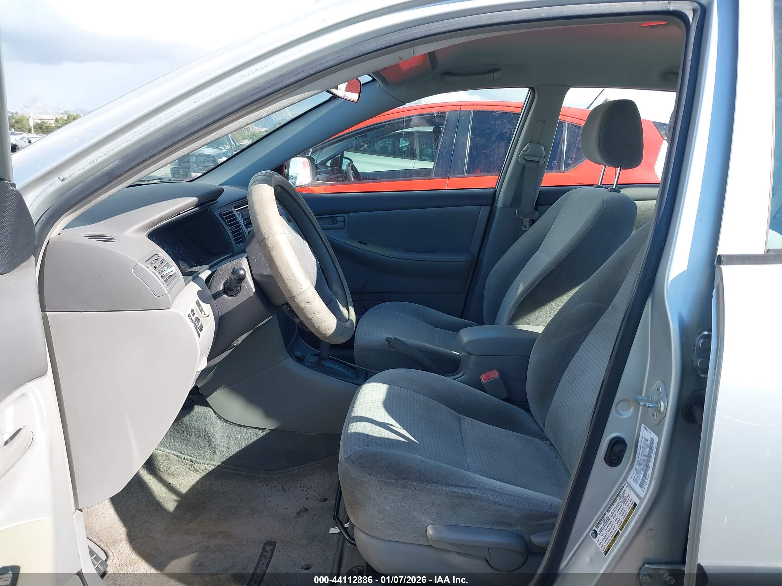 TOYOTA COROLLA image 5