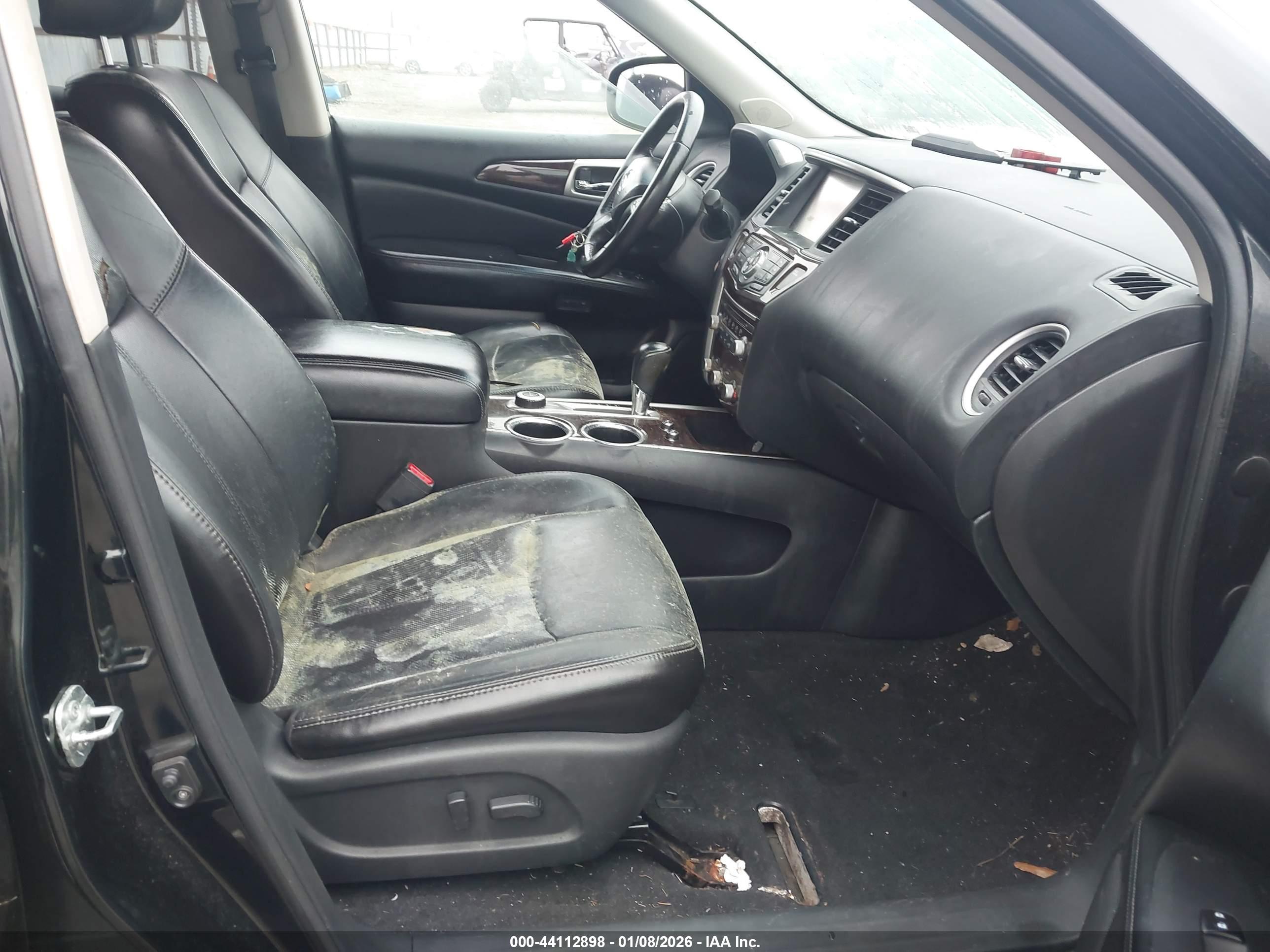 NISSAN PATHFINDER image 5