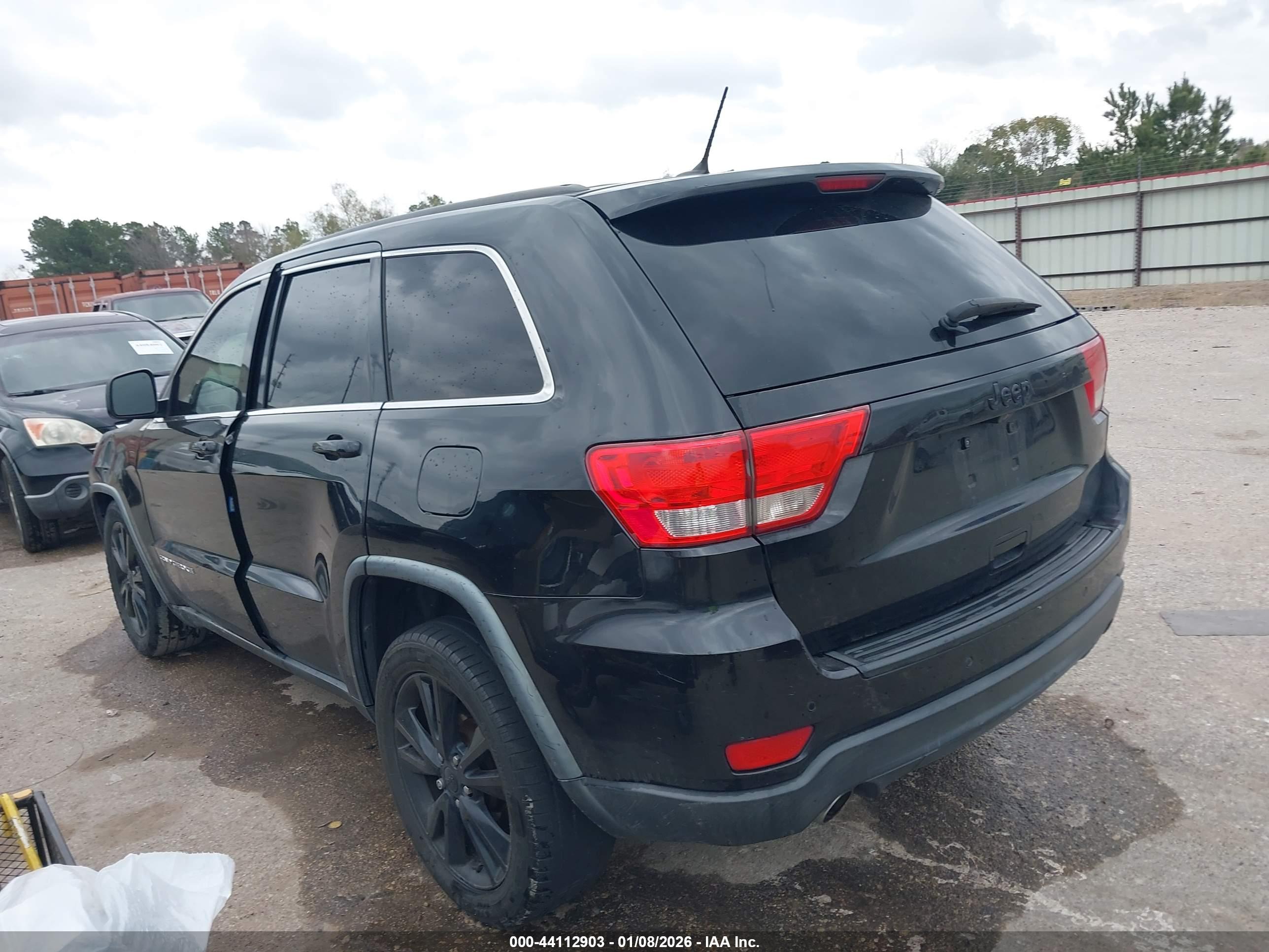 JEEP GRAND image 3