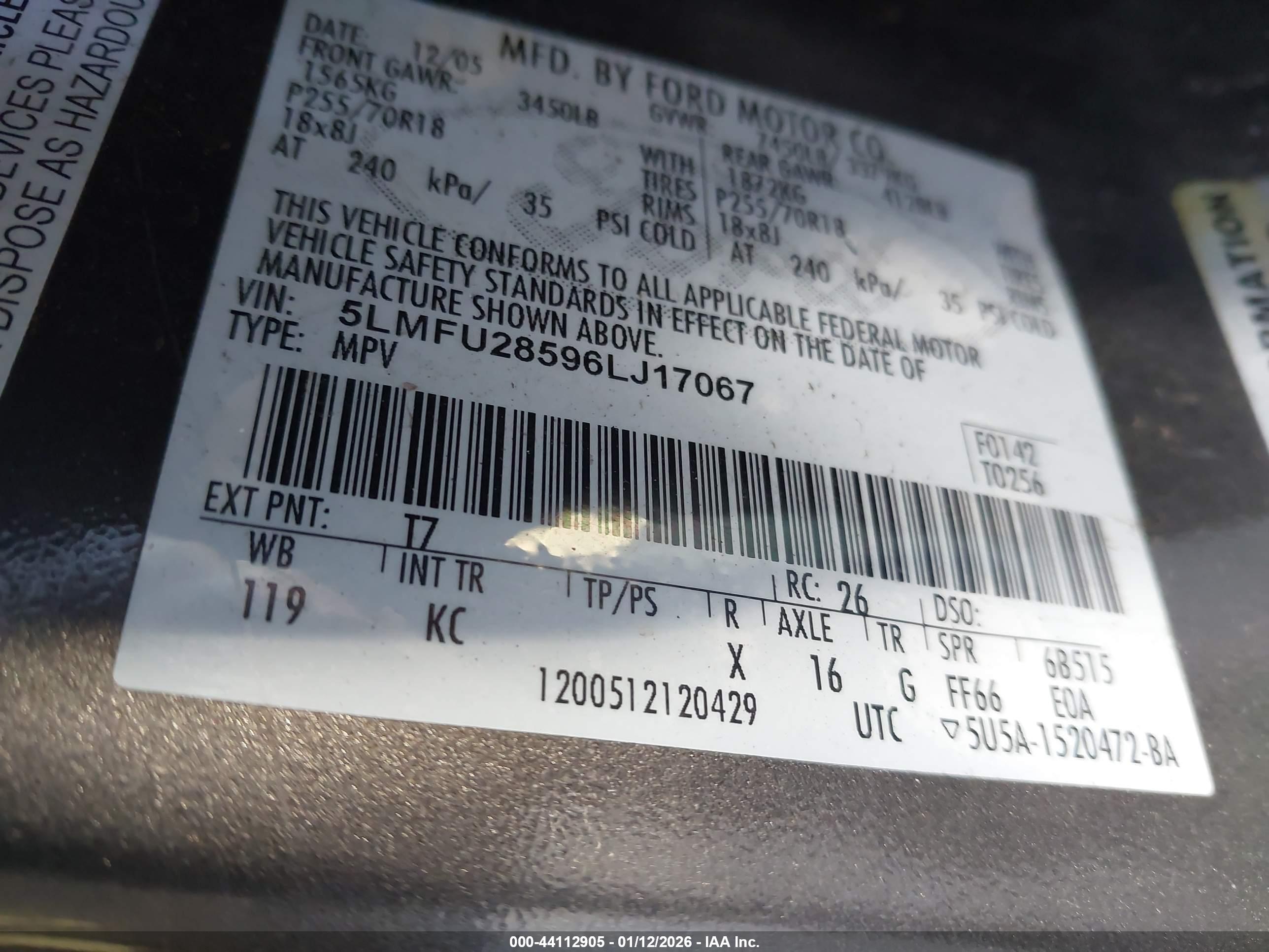 LINCOLN NAVIGATOR image 9