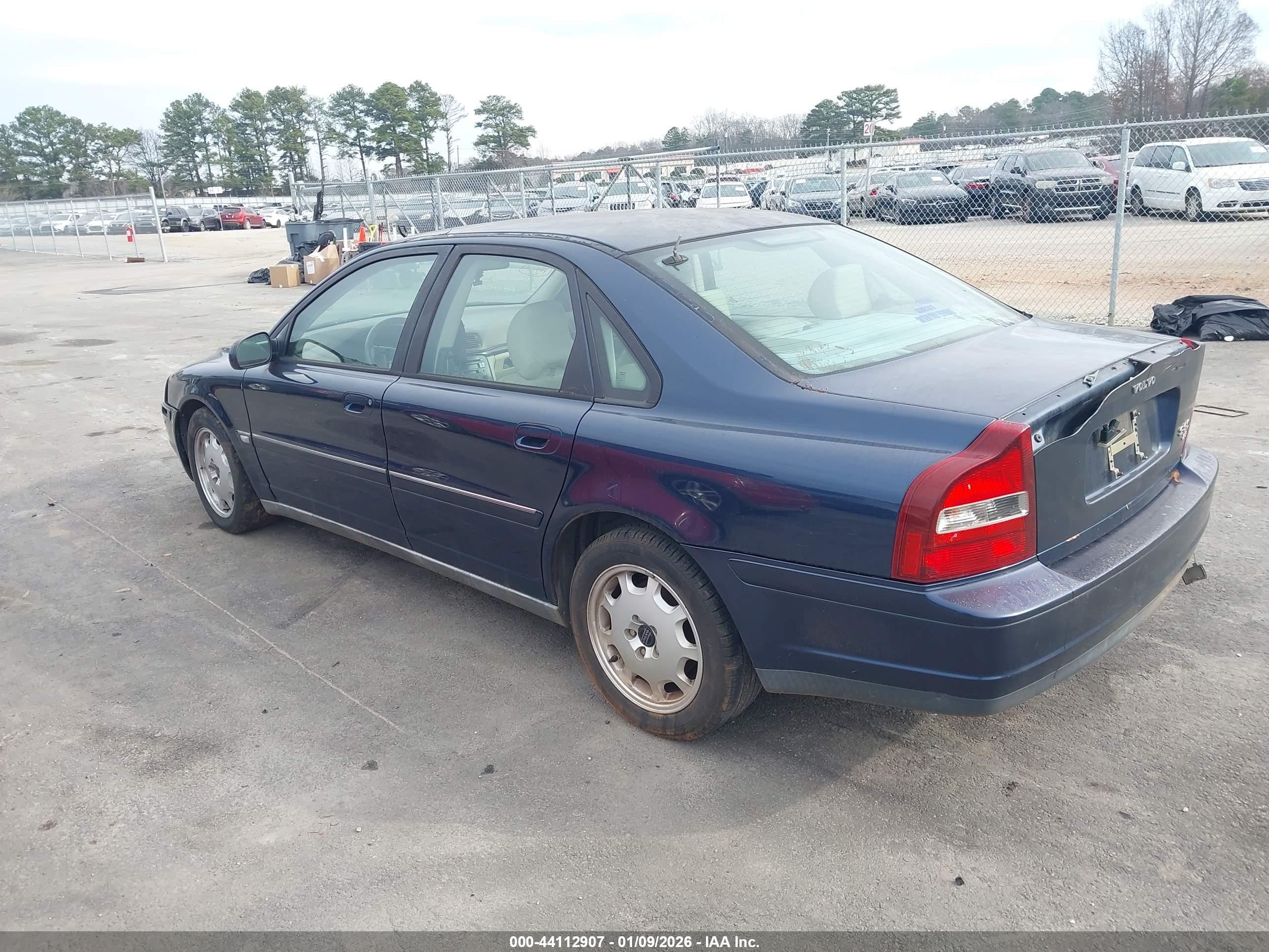 VOLVO S80 image 3