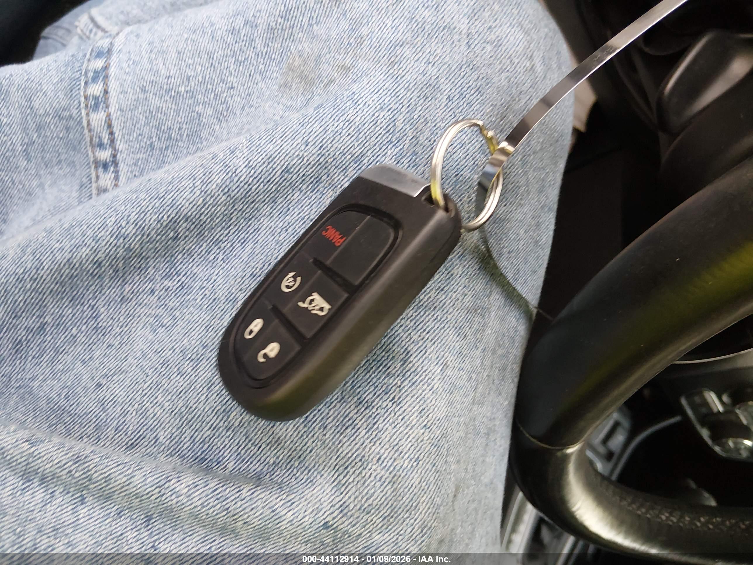 JEEP CHEROKEE image 11
