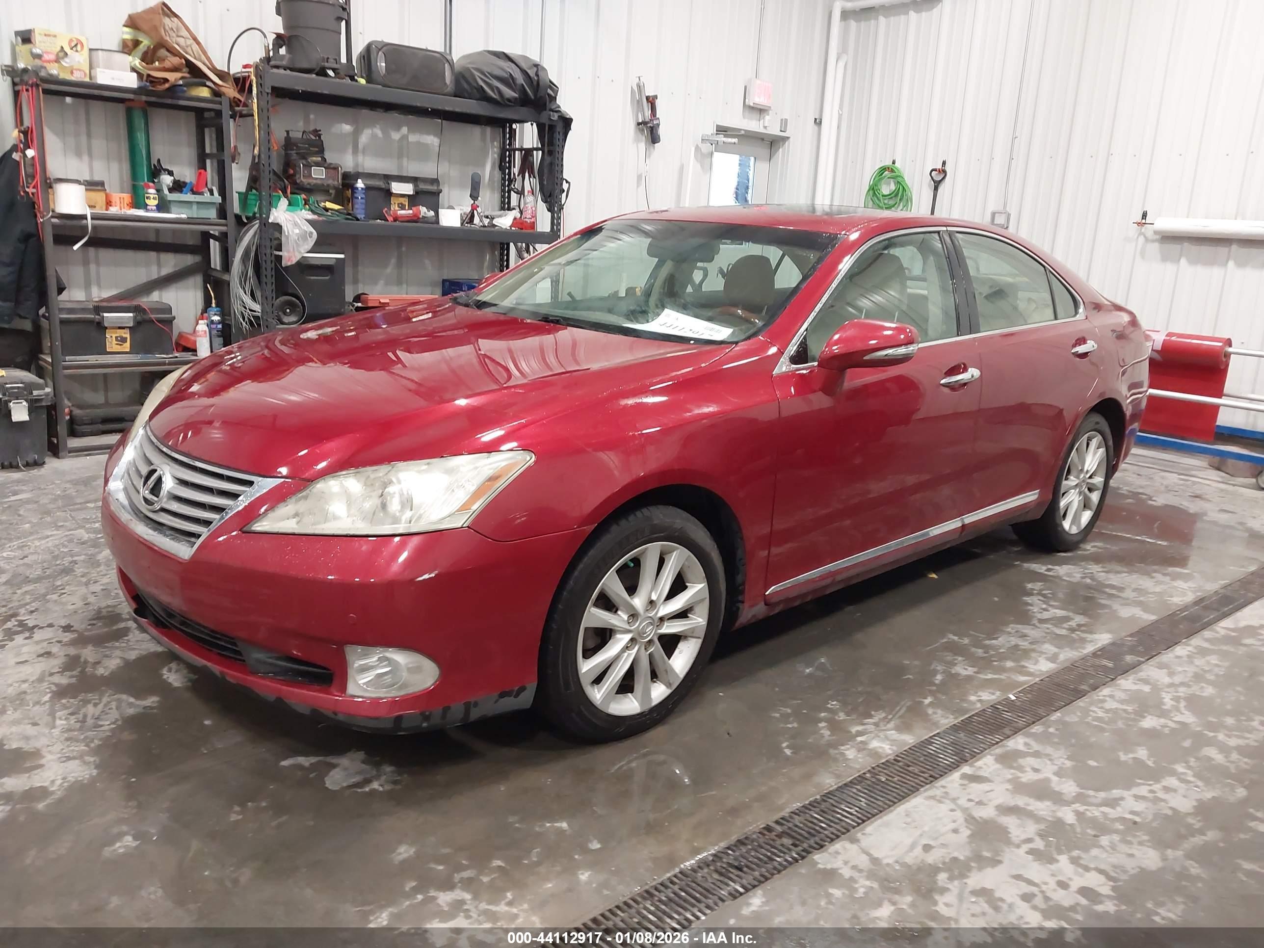 LEXUS ES image 2