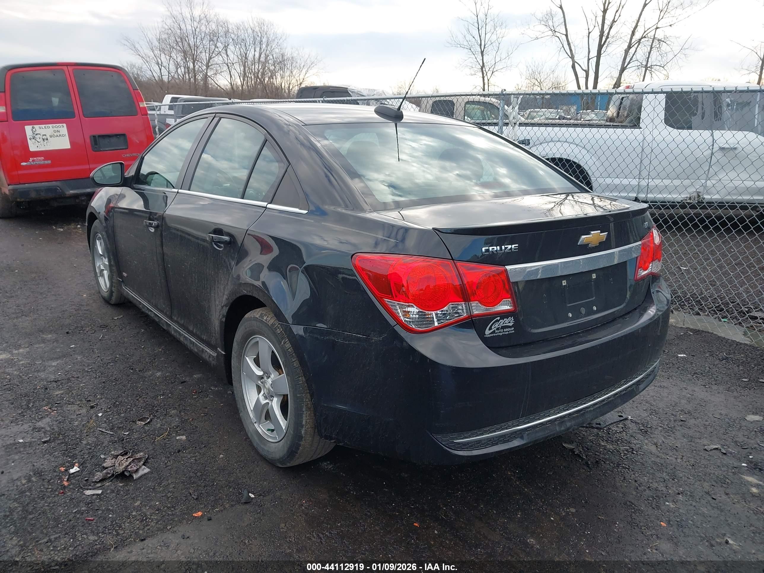 CHEVROLET CRUZE image 3
