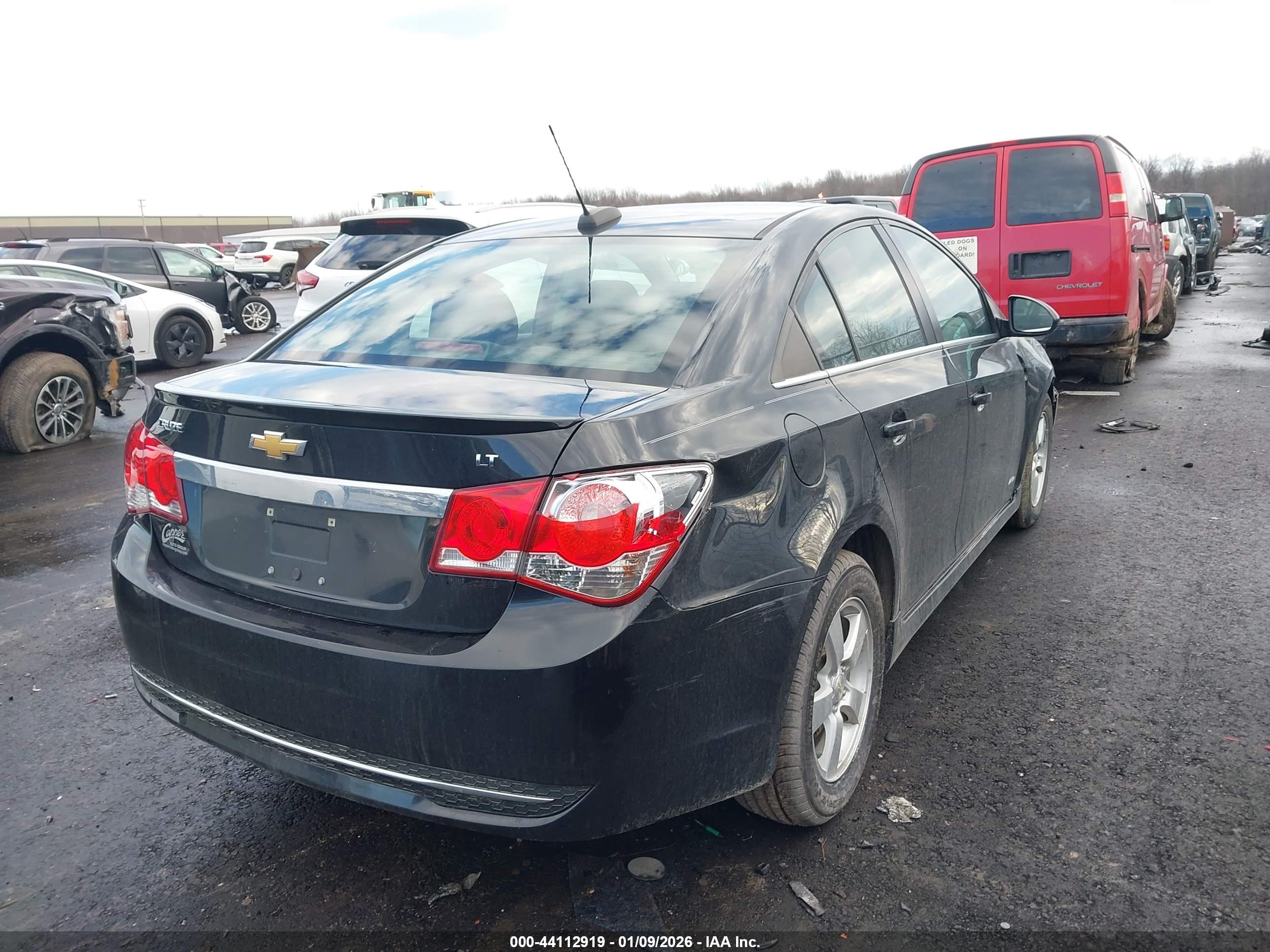 CHEVROLET CRUZE image 4