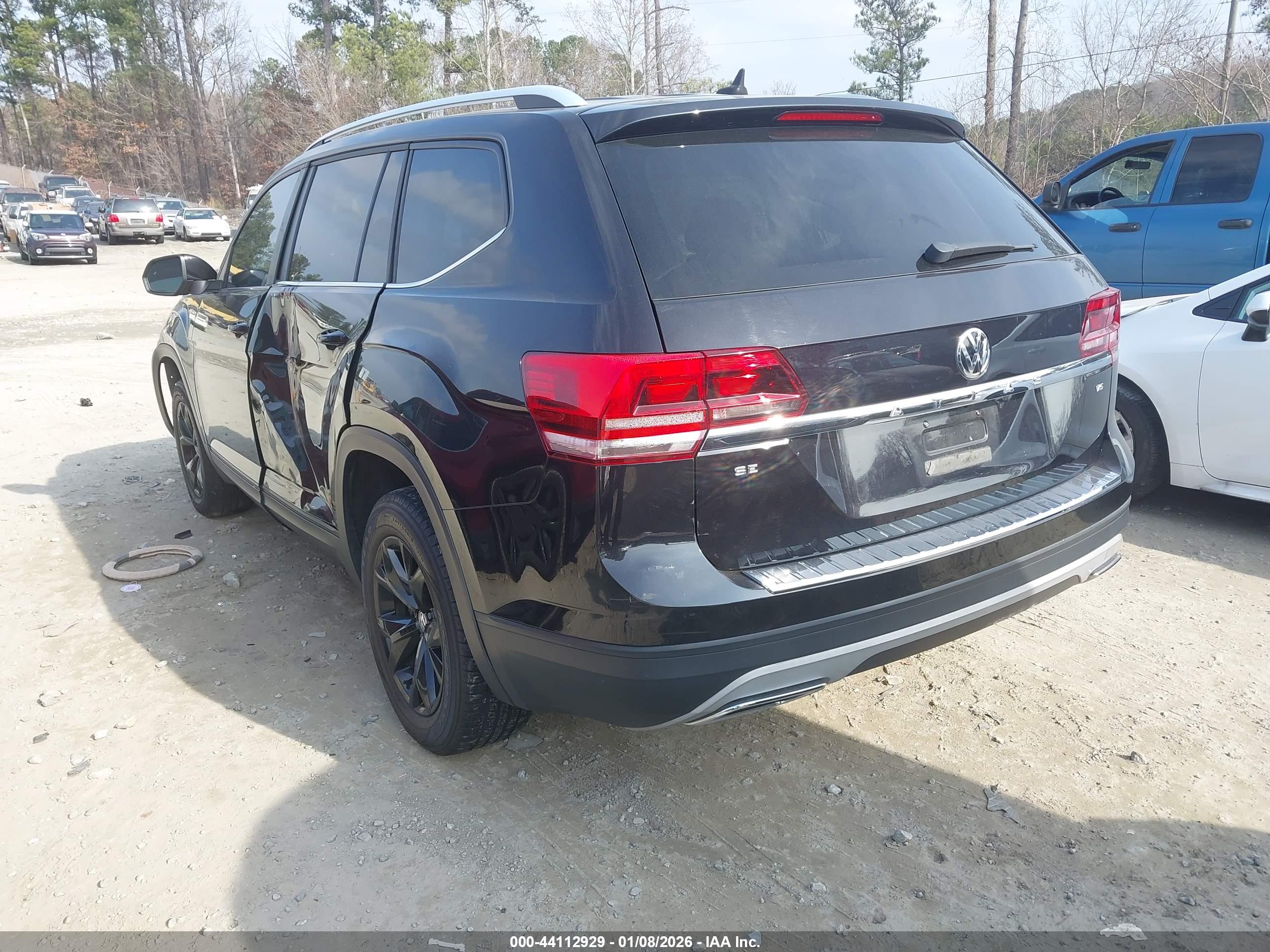 VOLKSWAGEN ATLAS image 3