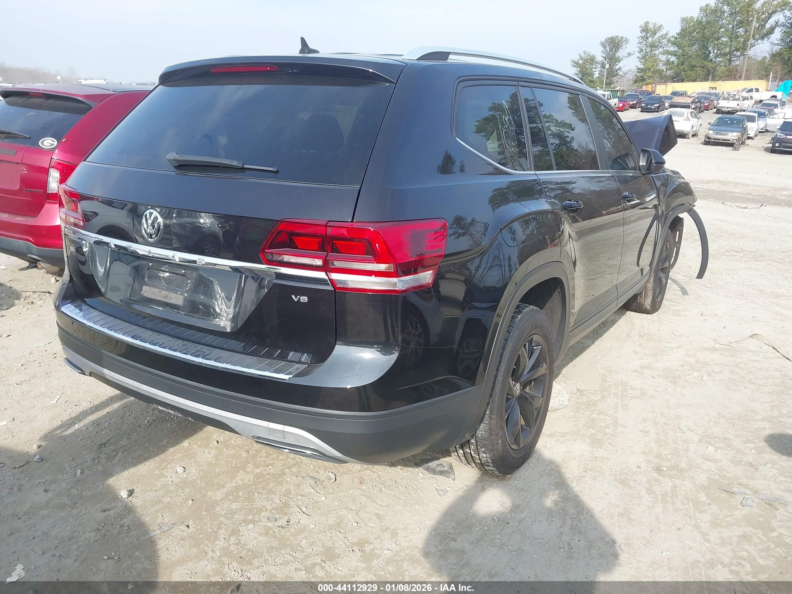 VOLKSWAGEN ATLAS image 4