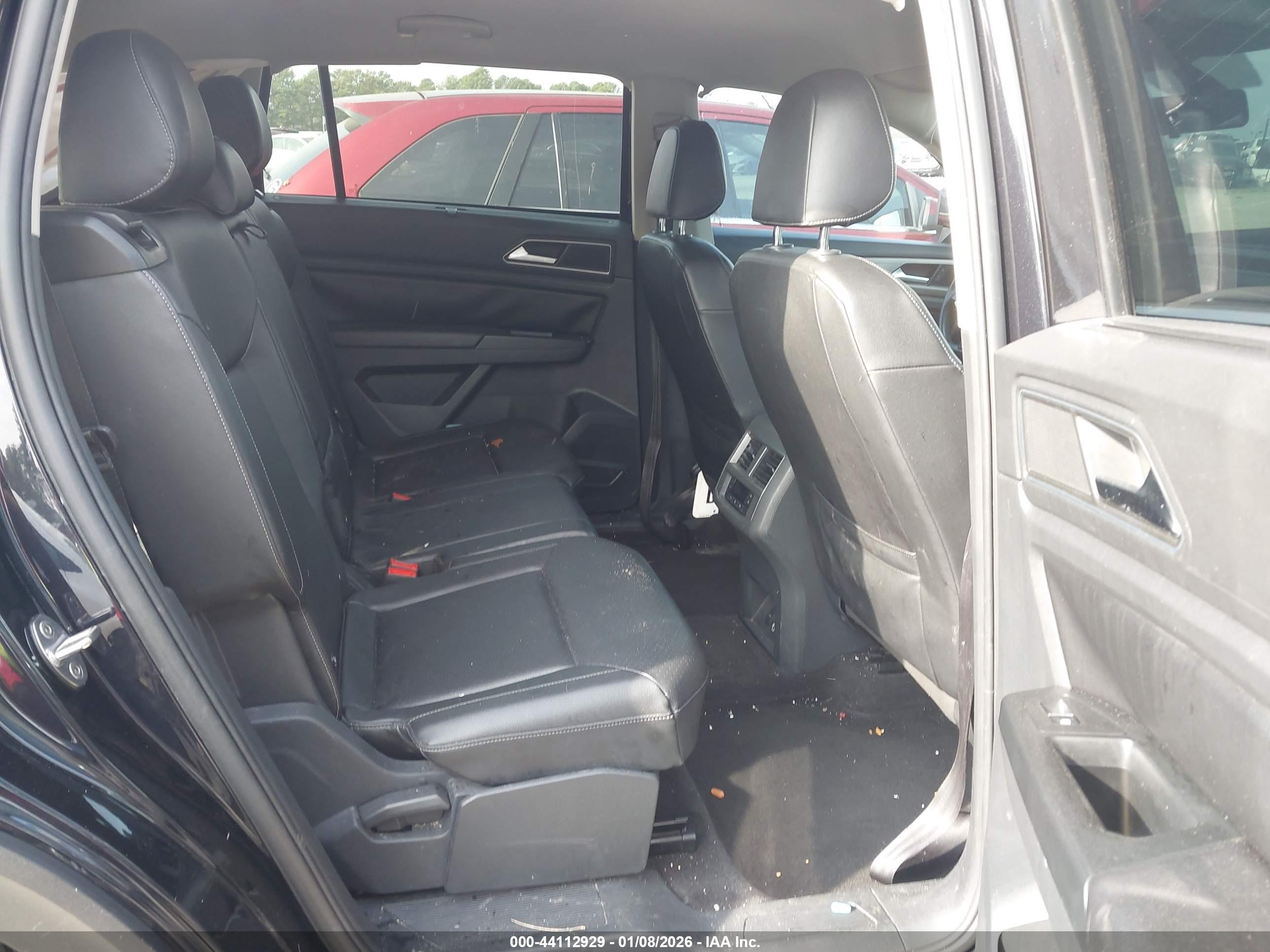 VOLKSWAGEN ATLAS image 8