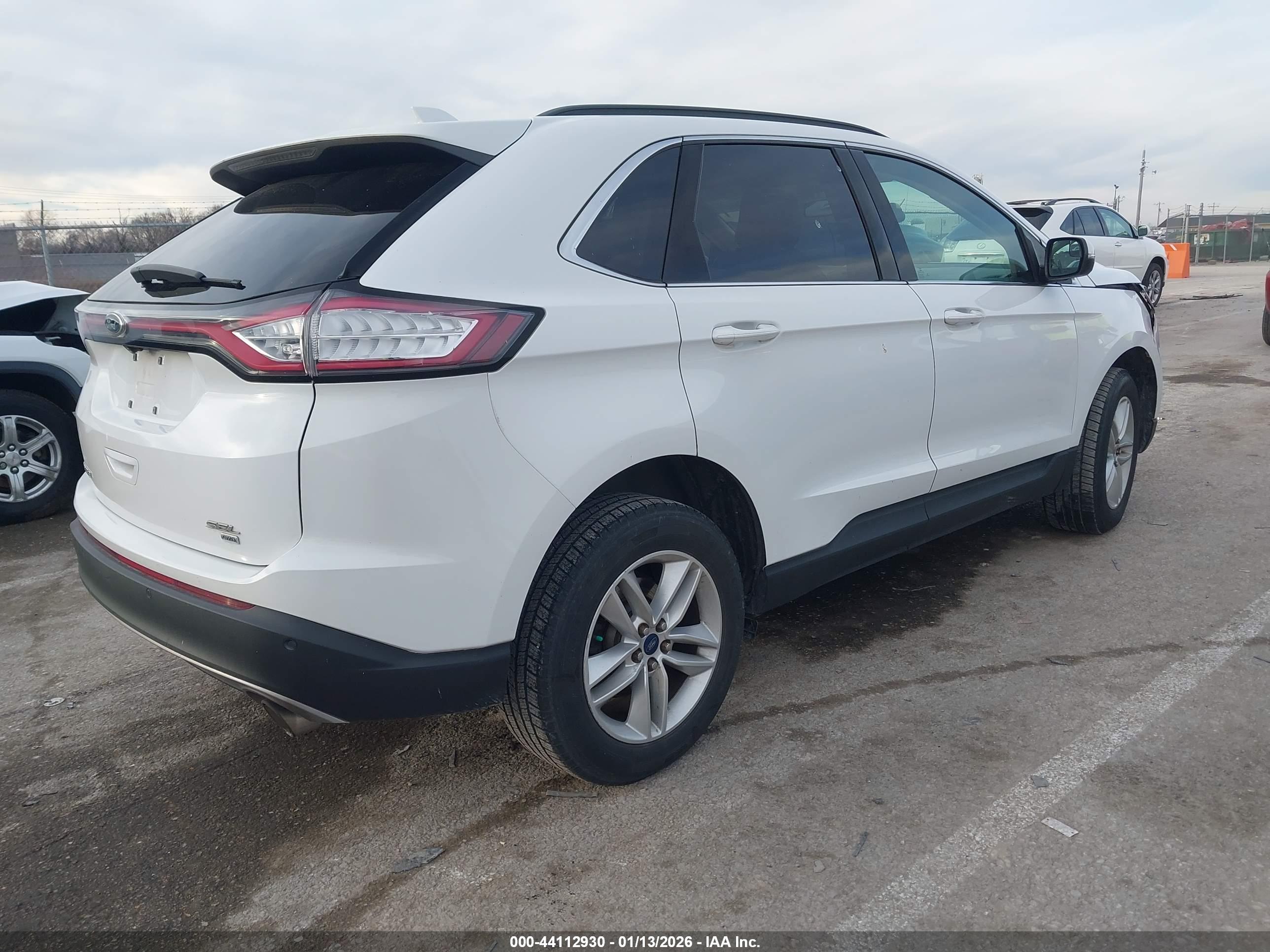 FORD EDGE image 4