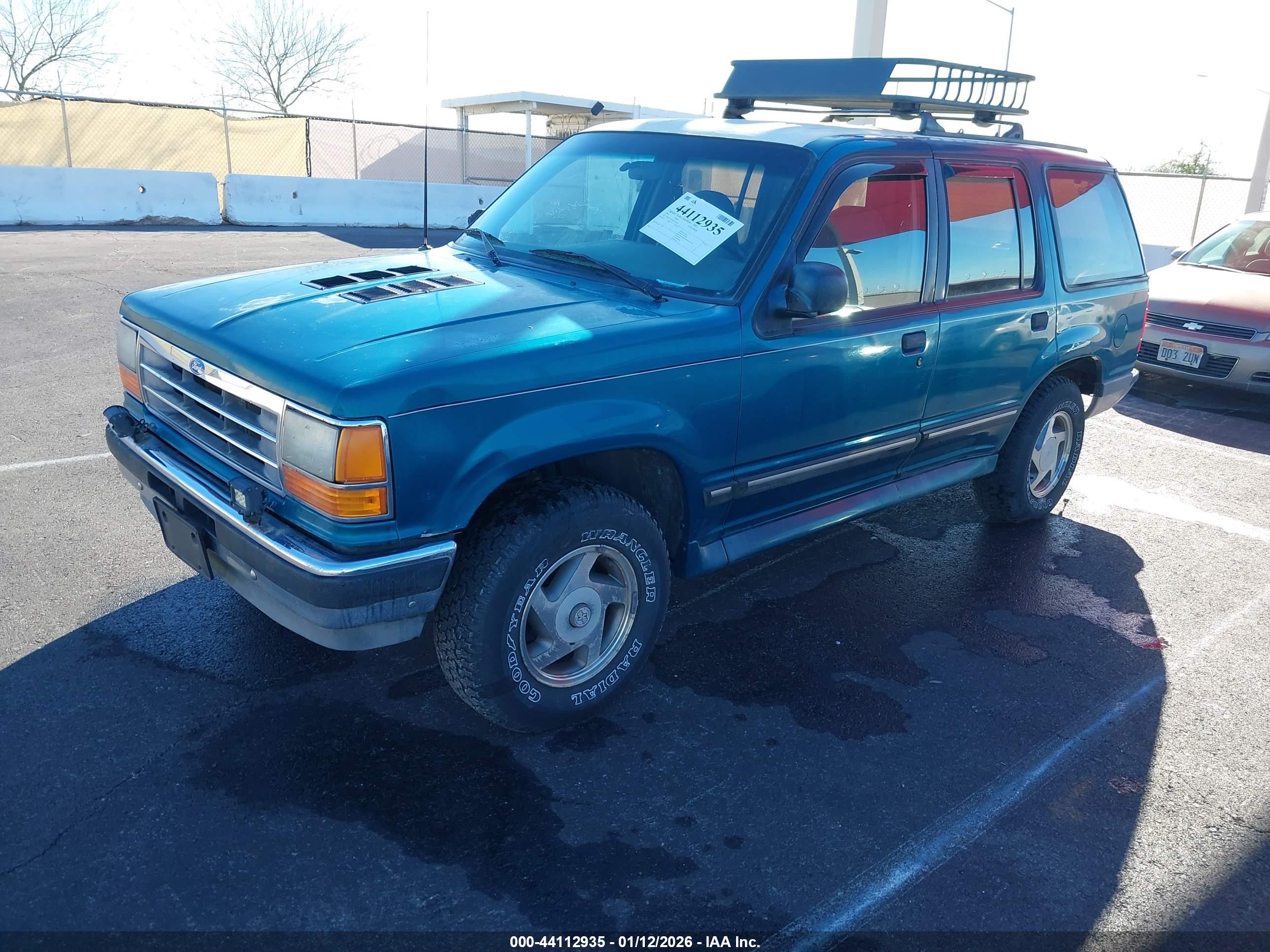 FORD EXPLORER image 2