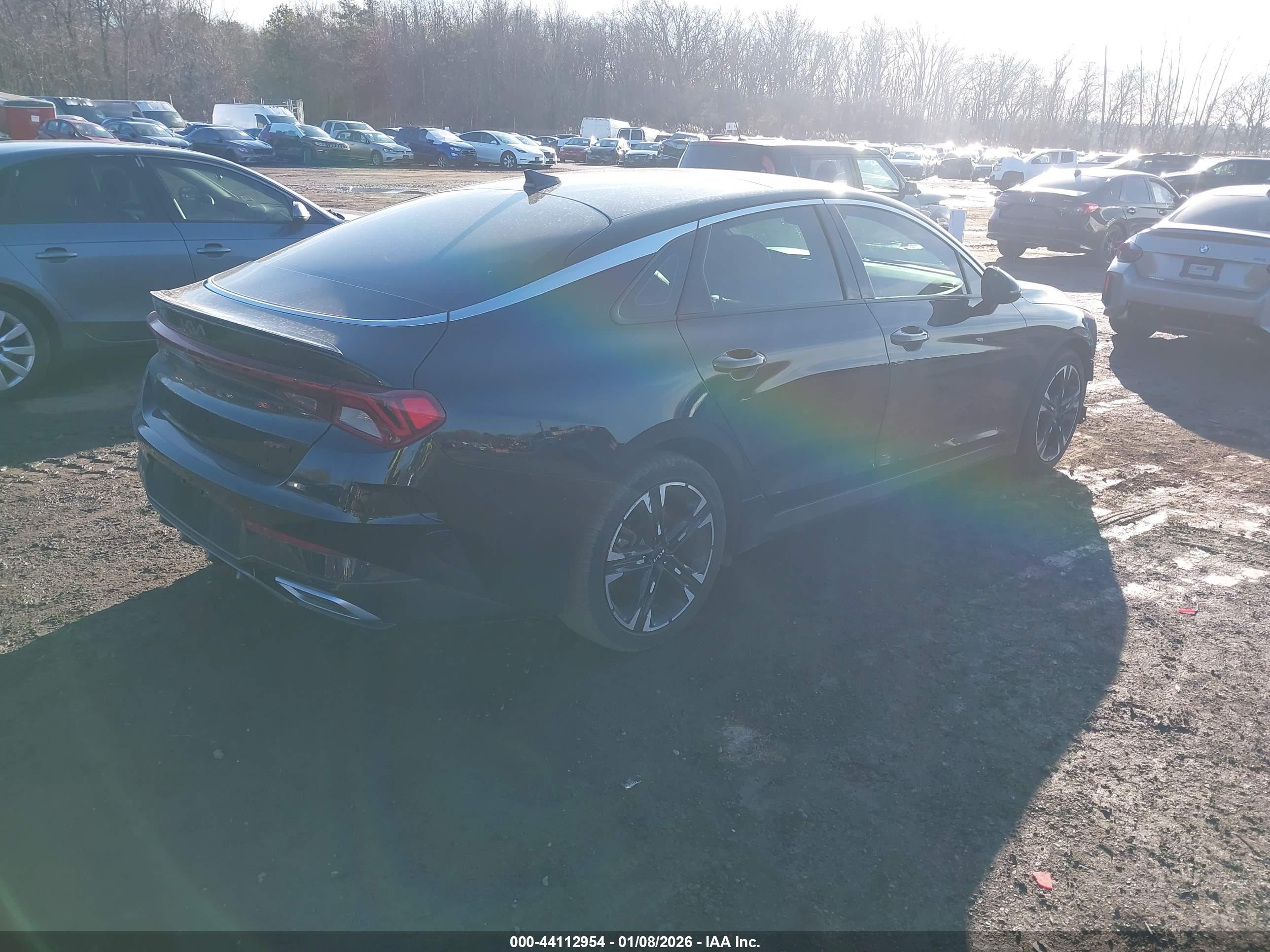 KIA K5 image 4