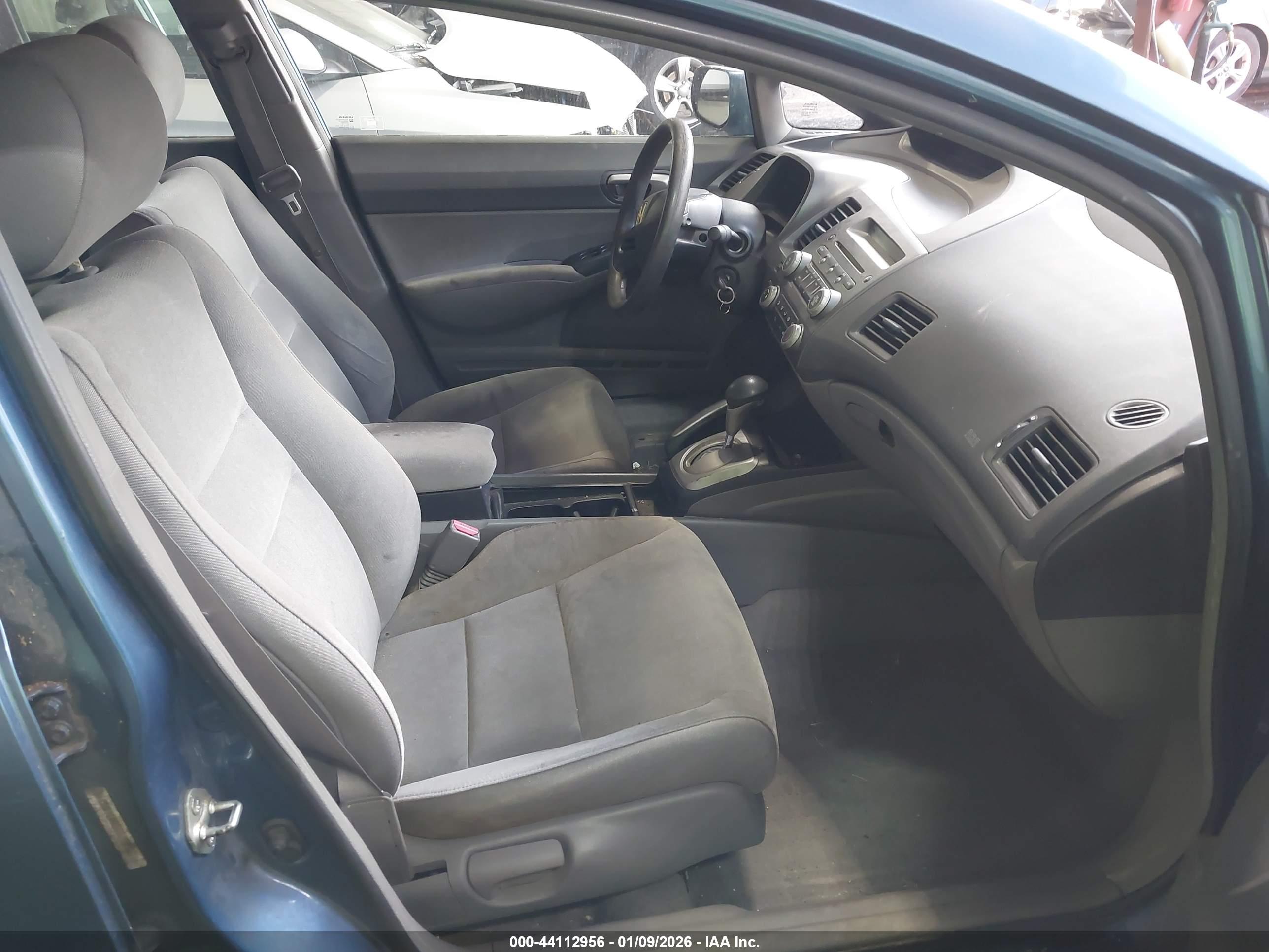 HONDA CIVIC image 5