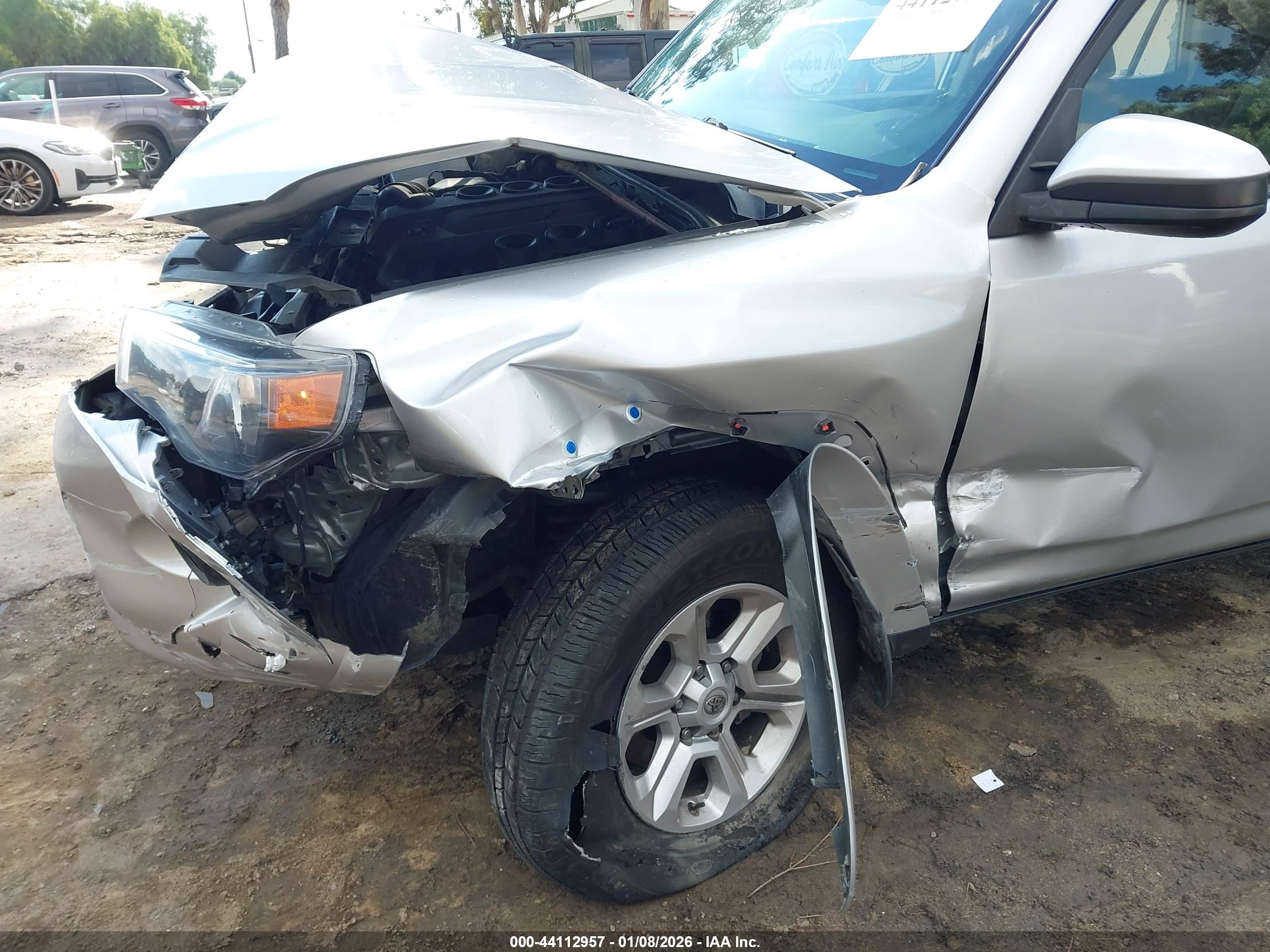 TOYOTA 4RUNNER image 6