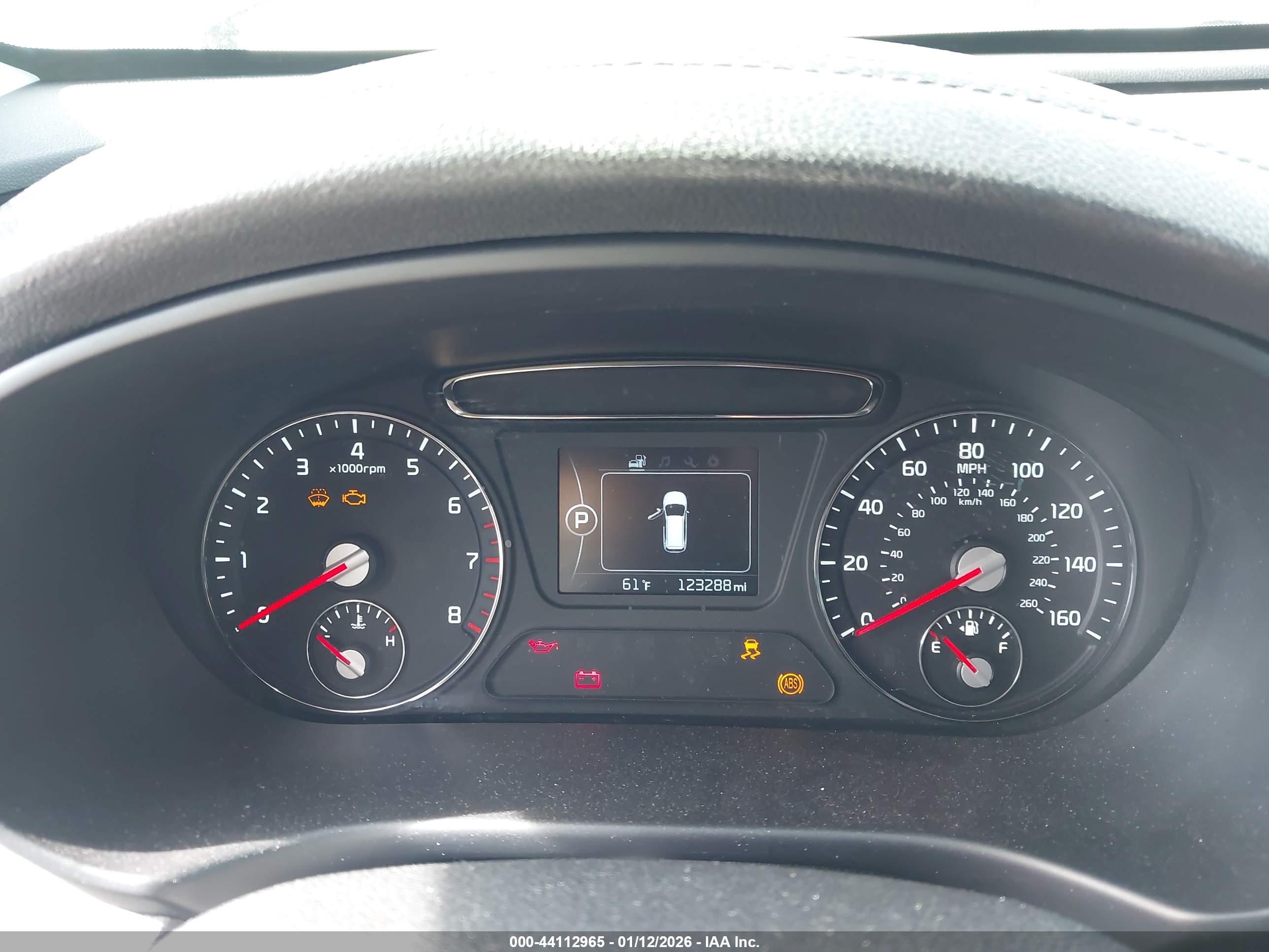 KIA SORENTO image 7