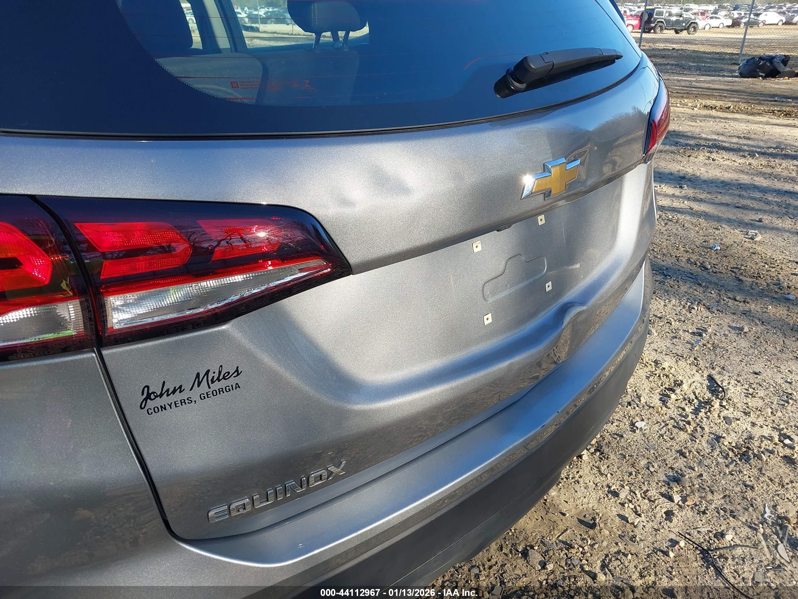 CHEVROLET EQUINOX image 6