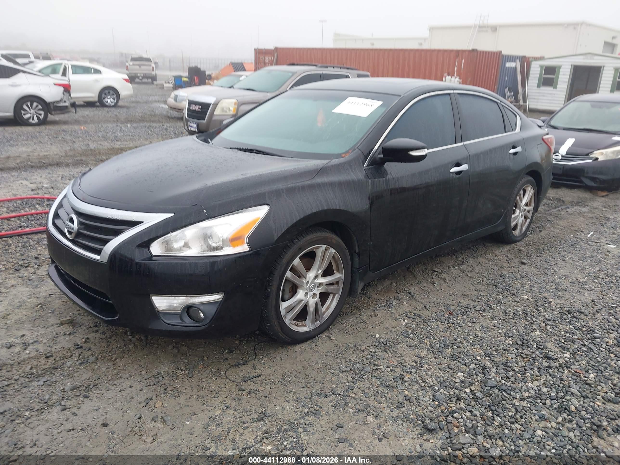 NISSAN ALTIMA image 2