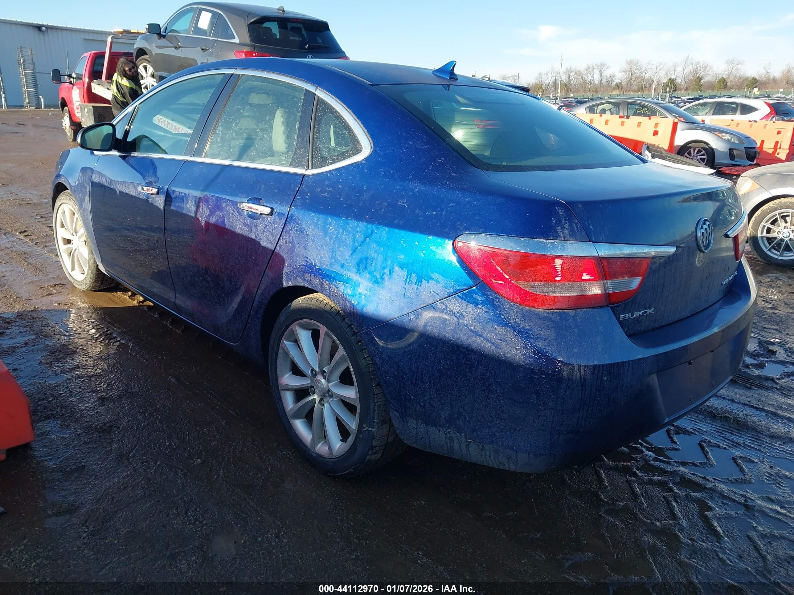 BUICK VERANO image 3