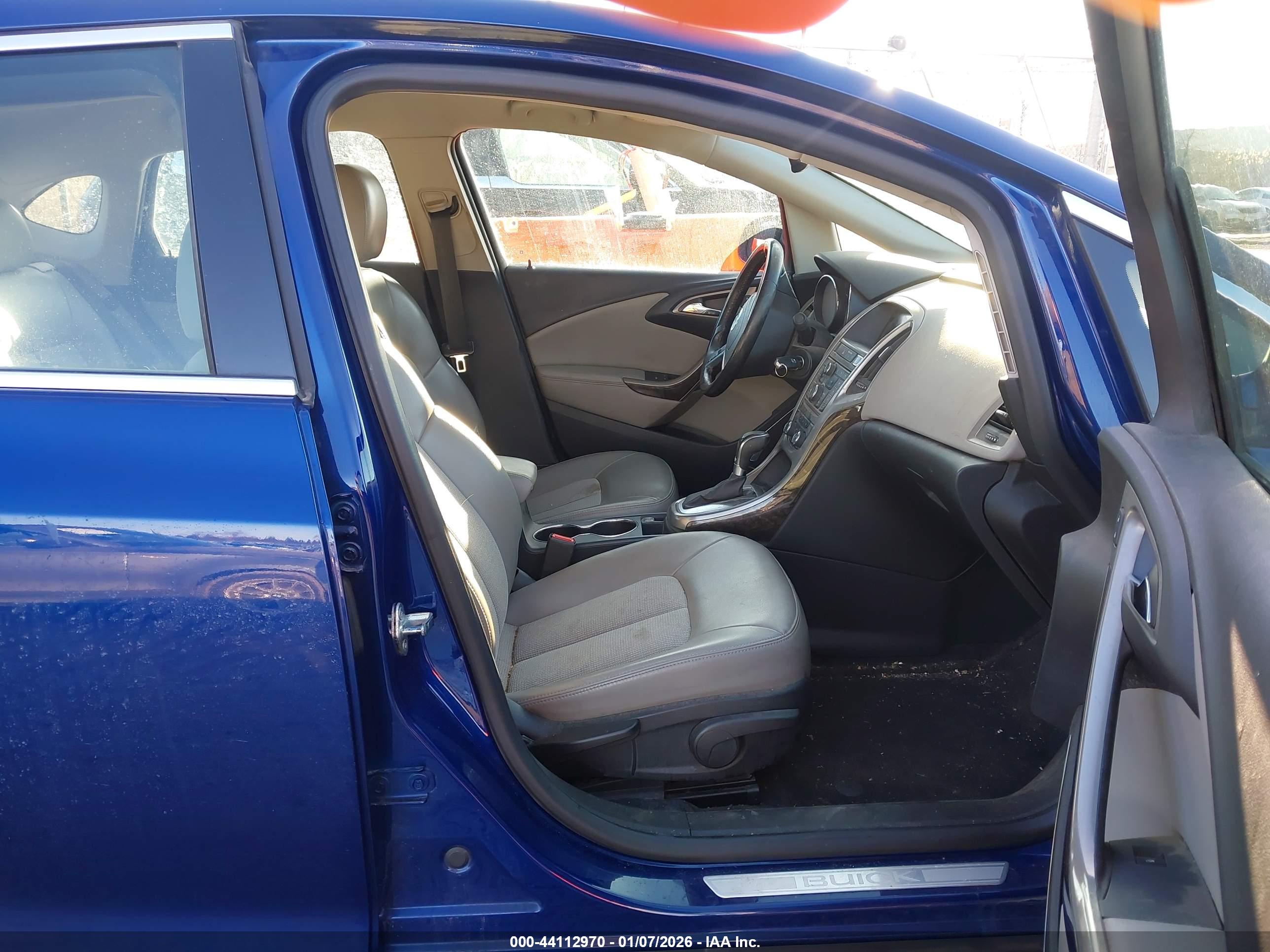 BUICK VERANO image 5