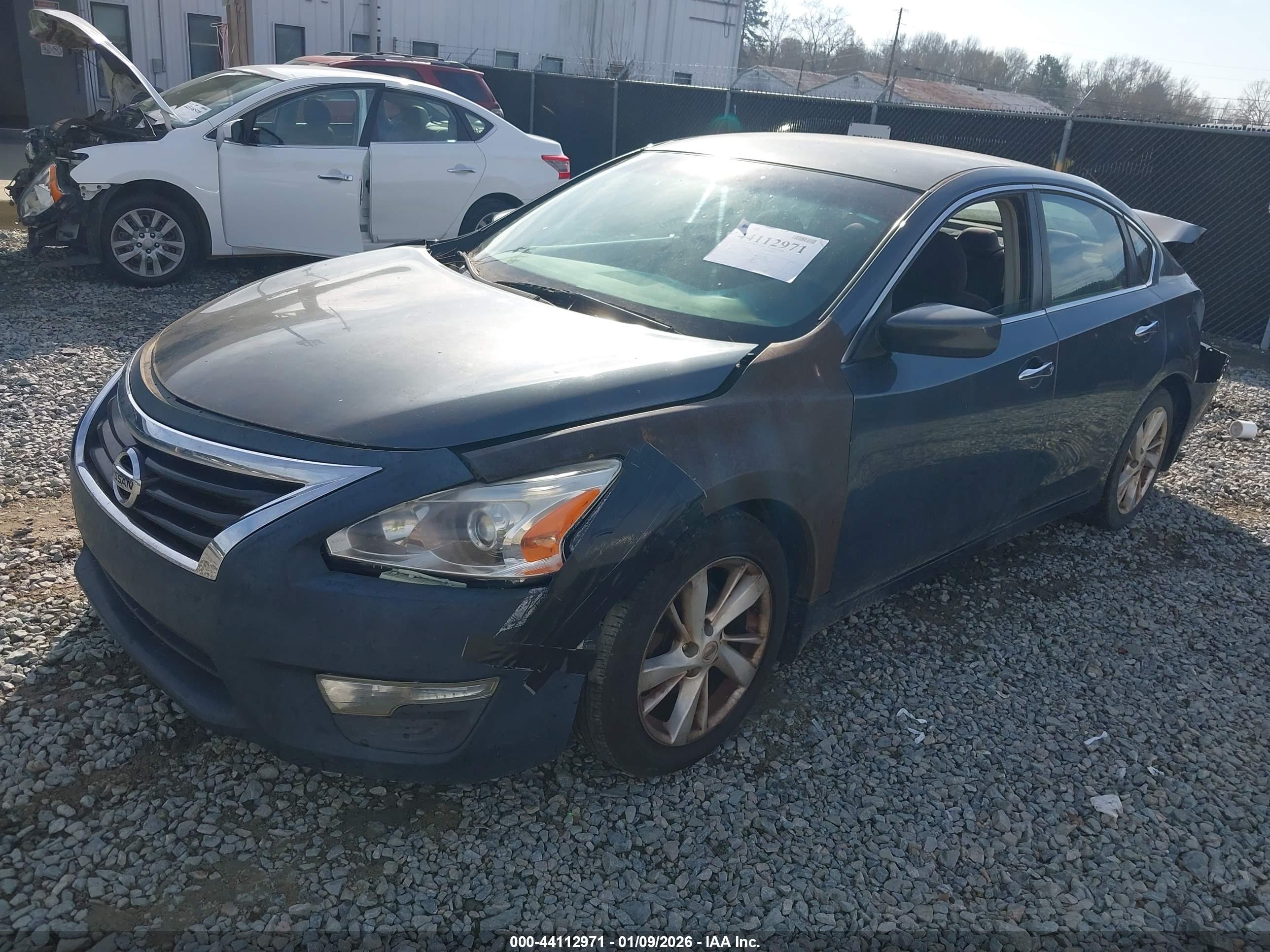NISSAN ALTIMA image 2