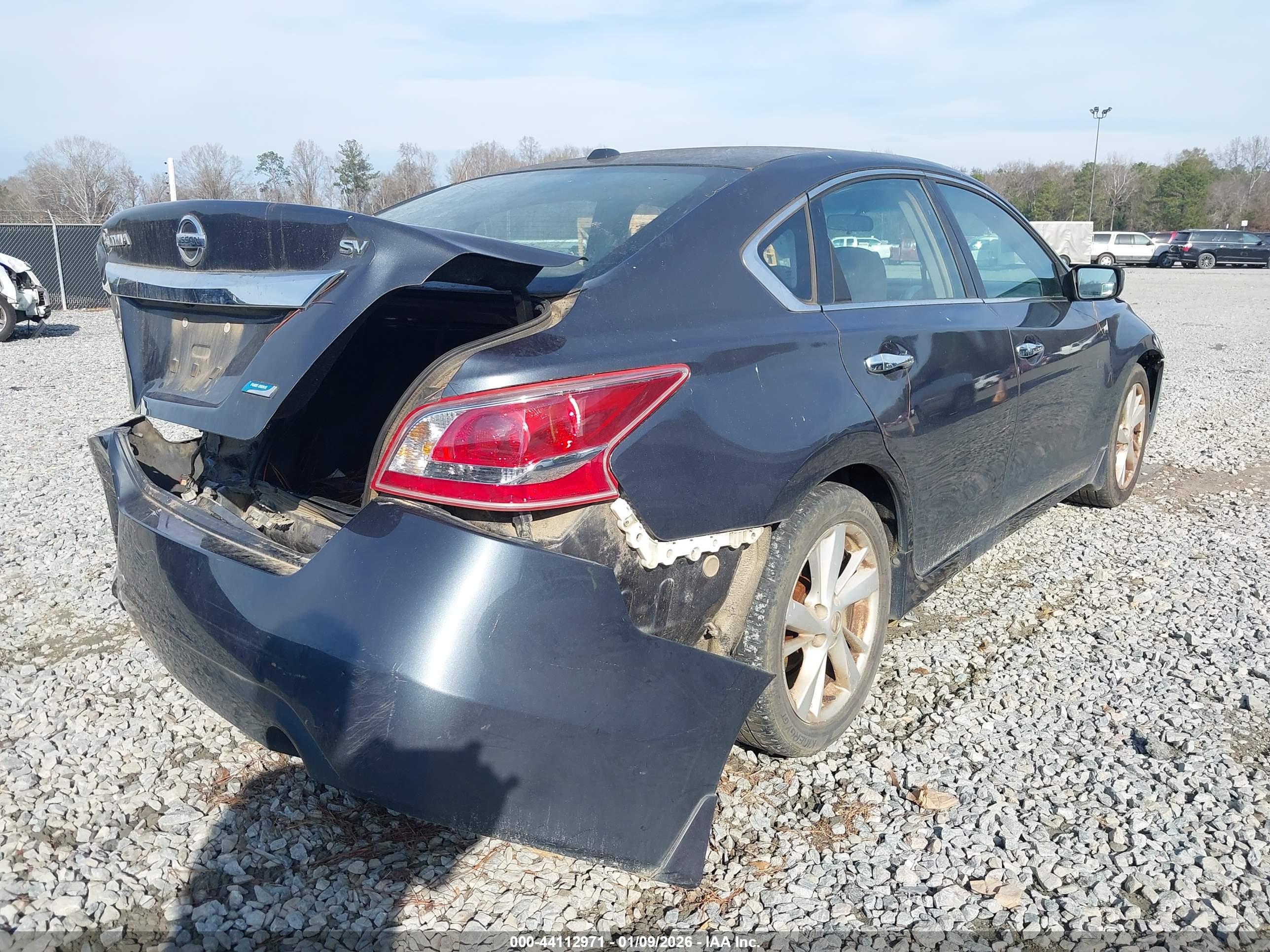 NISSAN ALTIMA image 4