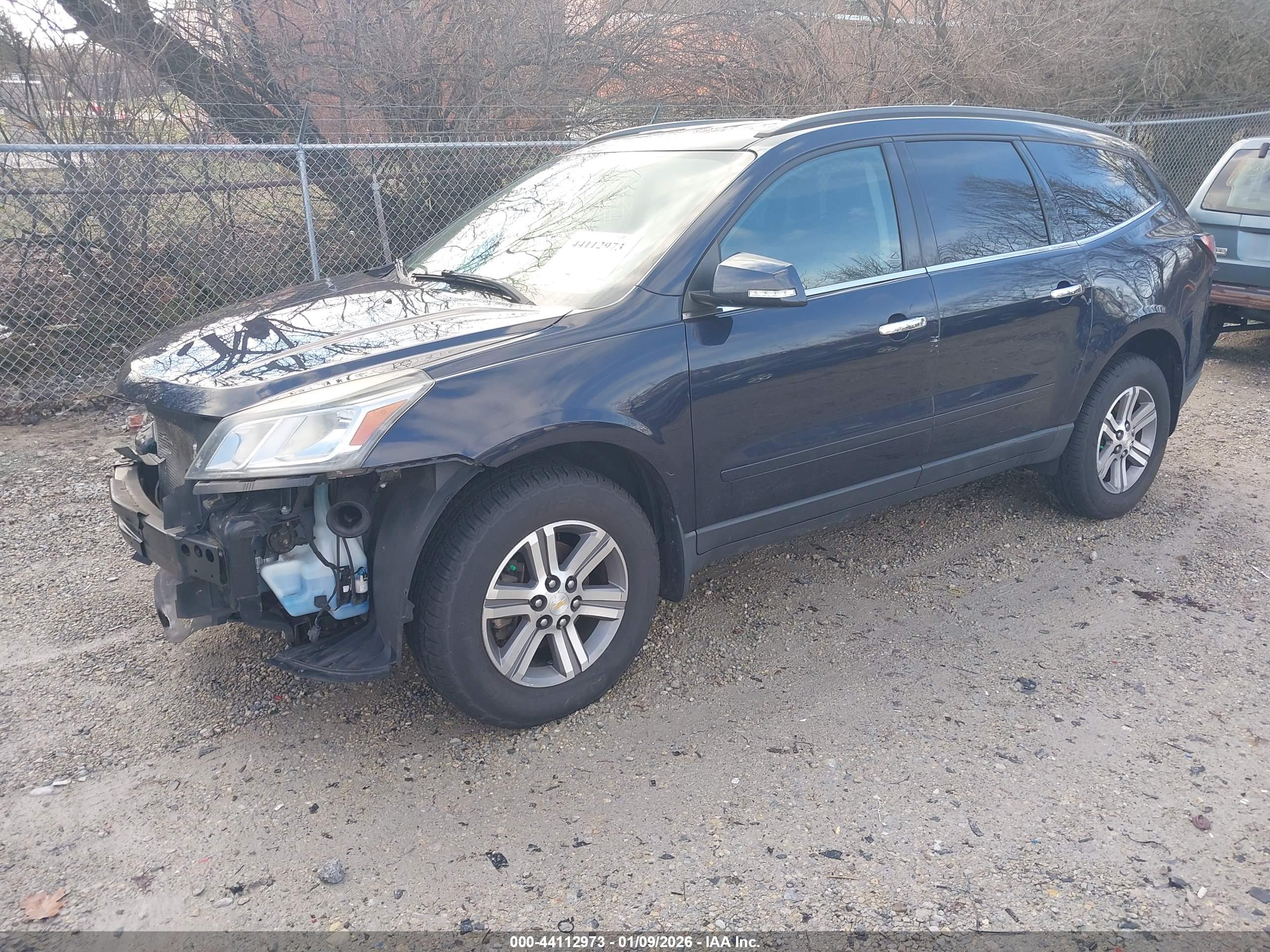 CHEVROLET TRAVERSE image 2