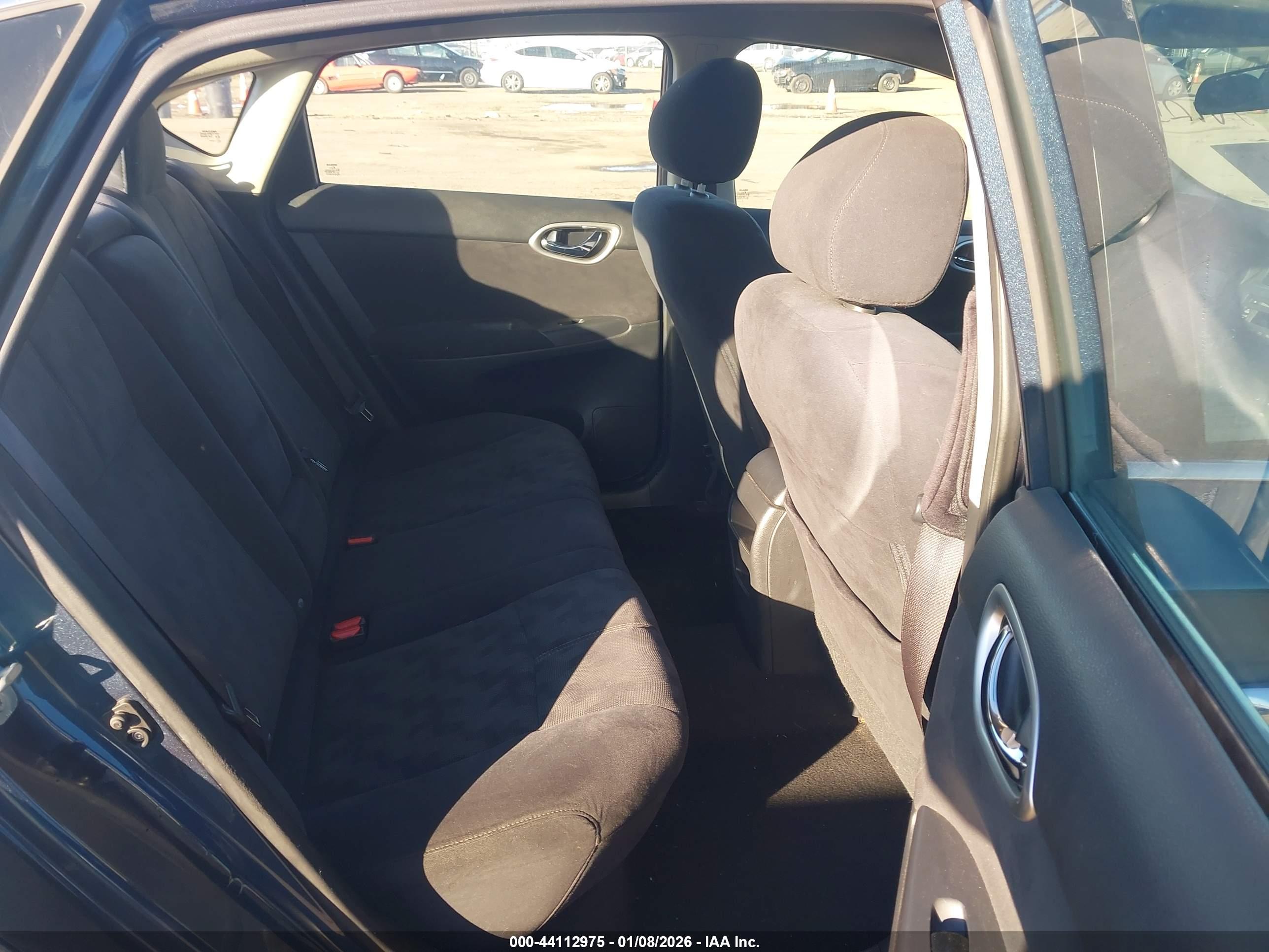 NISSAN SENTRA image 8