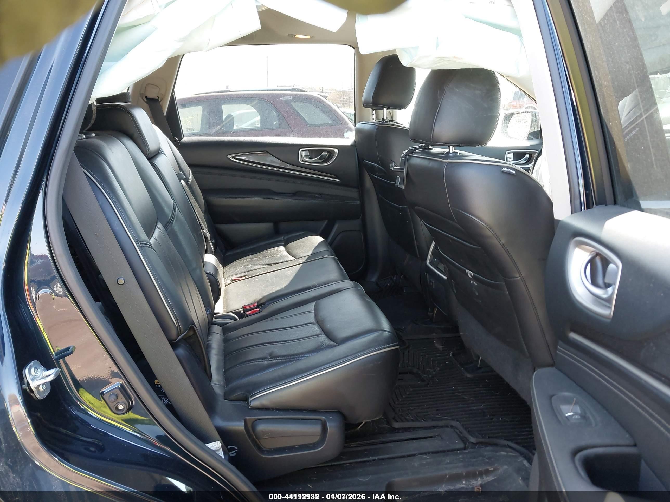 INFINITI QX60 image 8