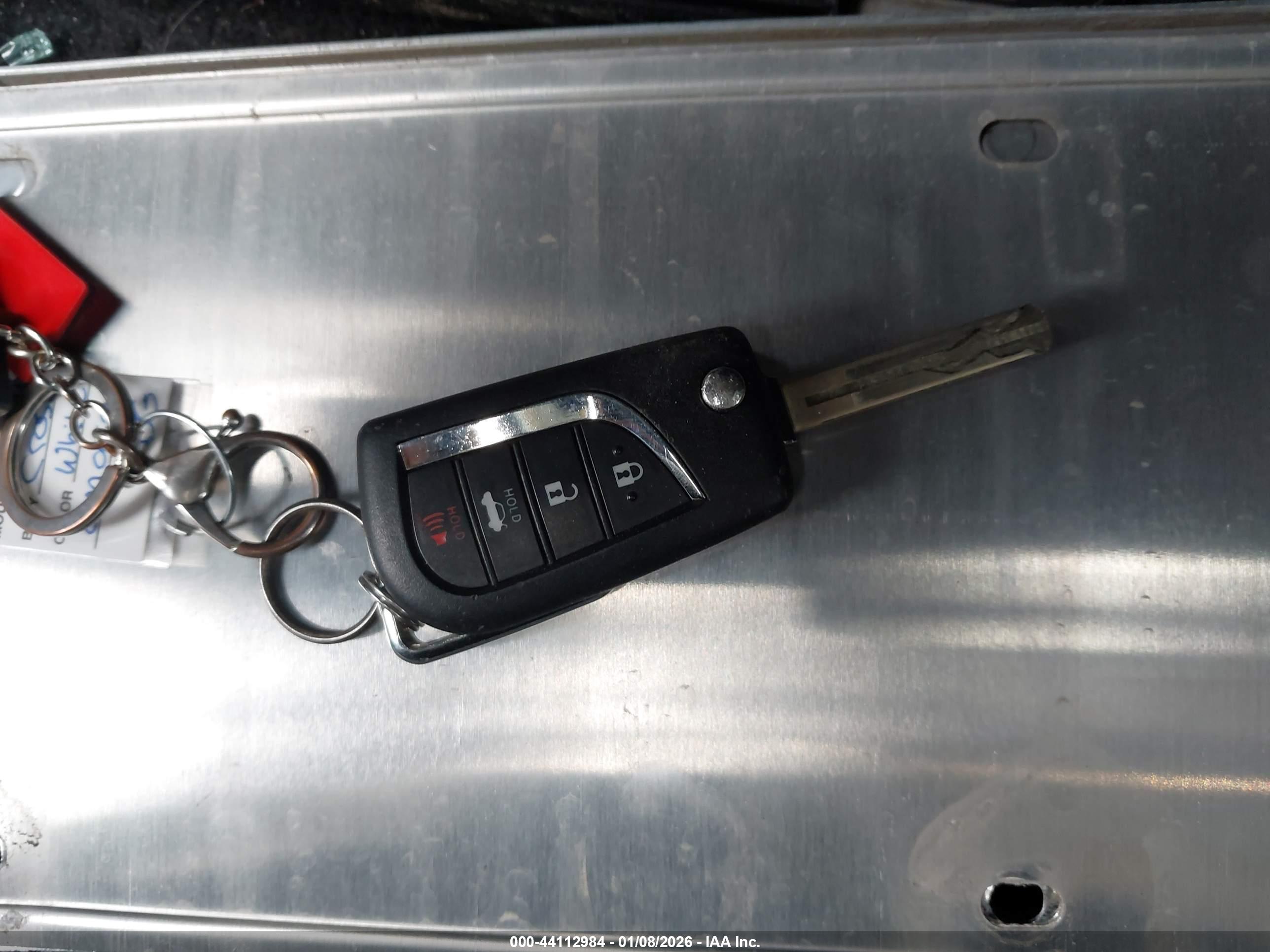 TOYOTA COROLLA image 11