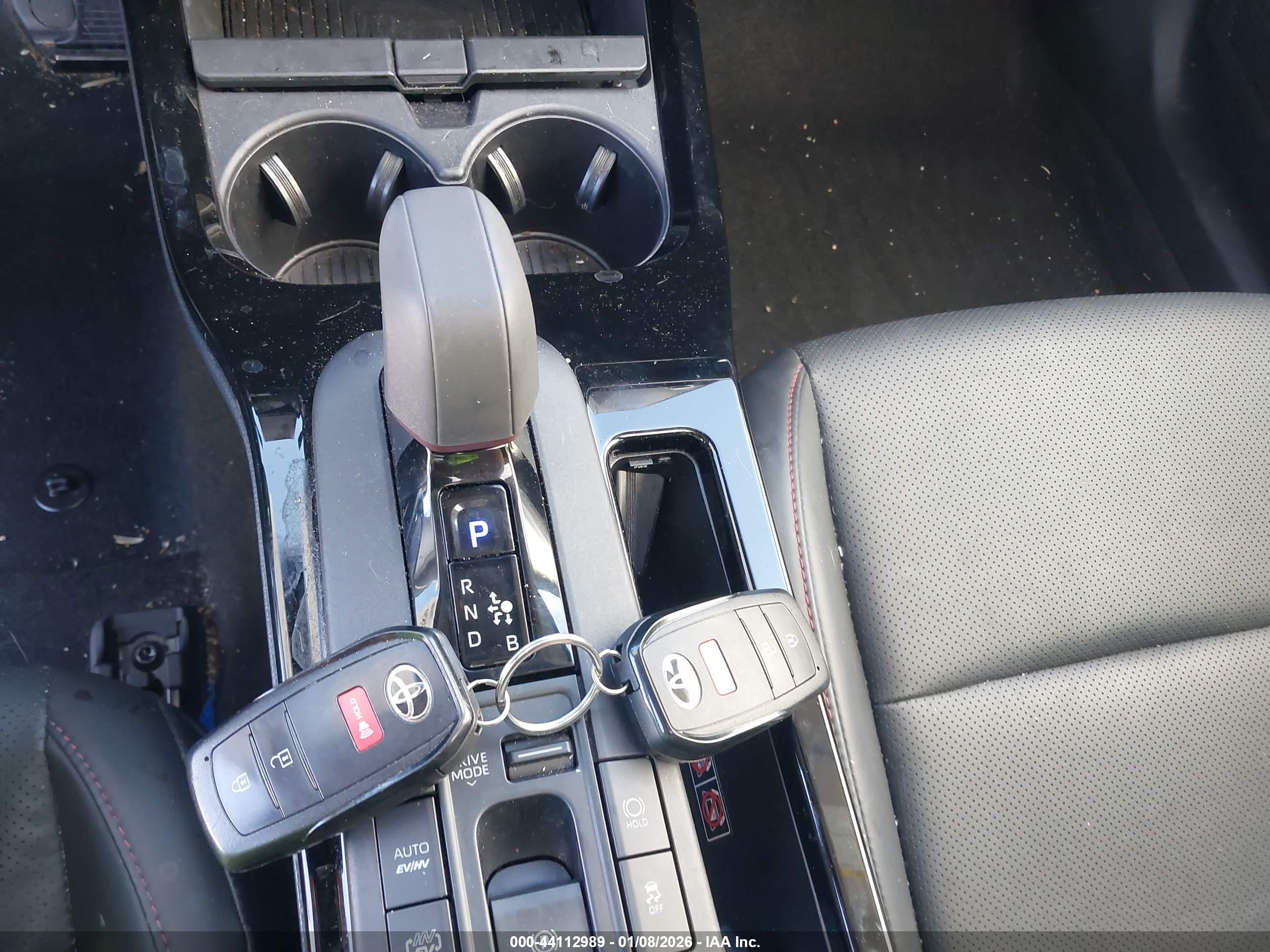 TOYOTA PRIUS image 11