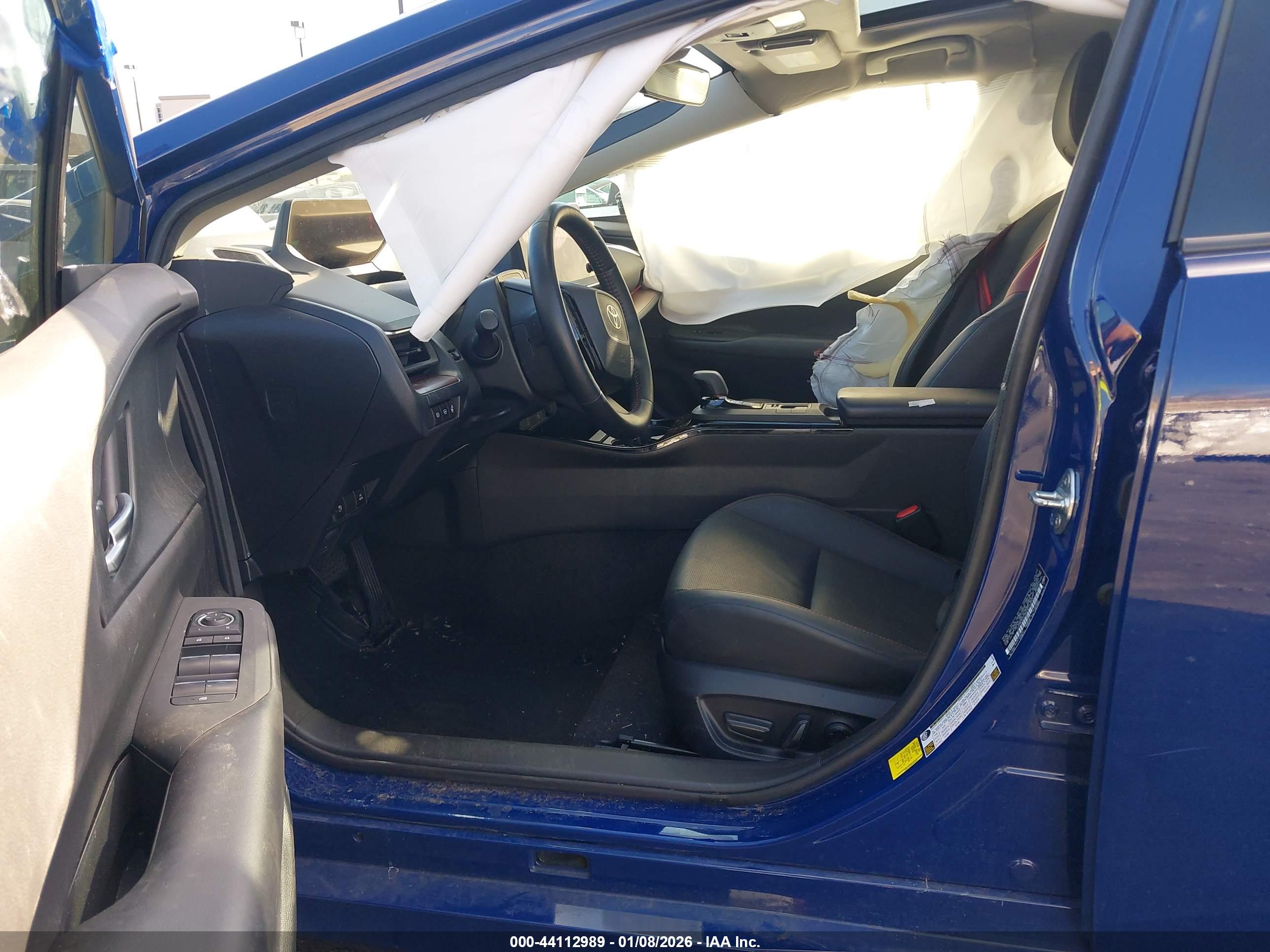 TOYOTA PRIUS image 5