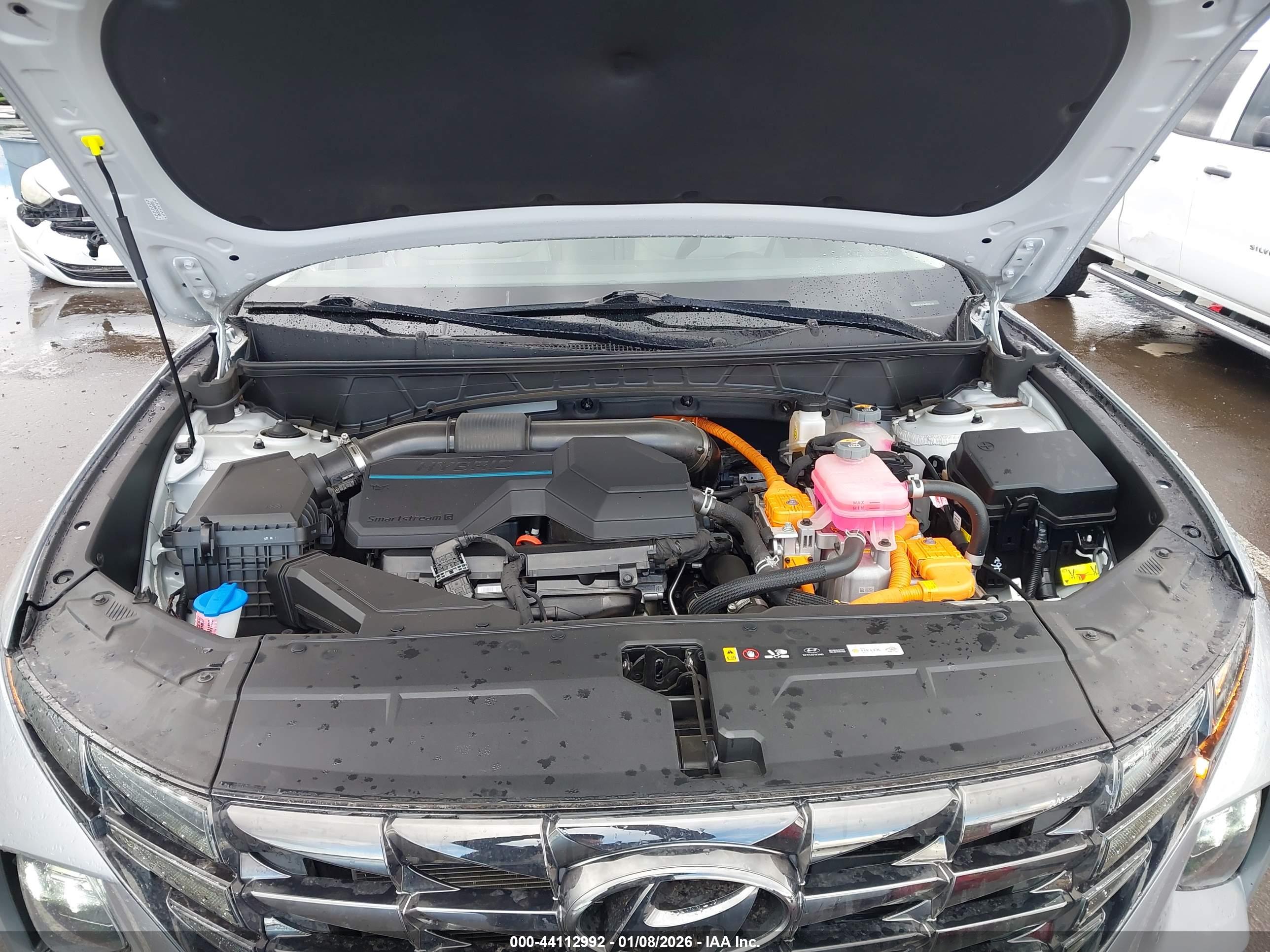 HYUNDAI TUCSON image 10