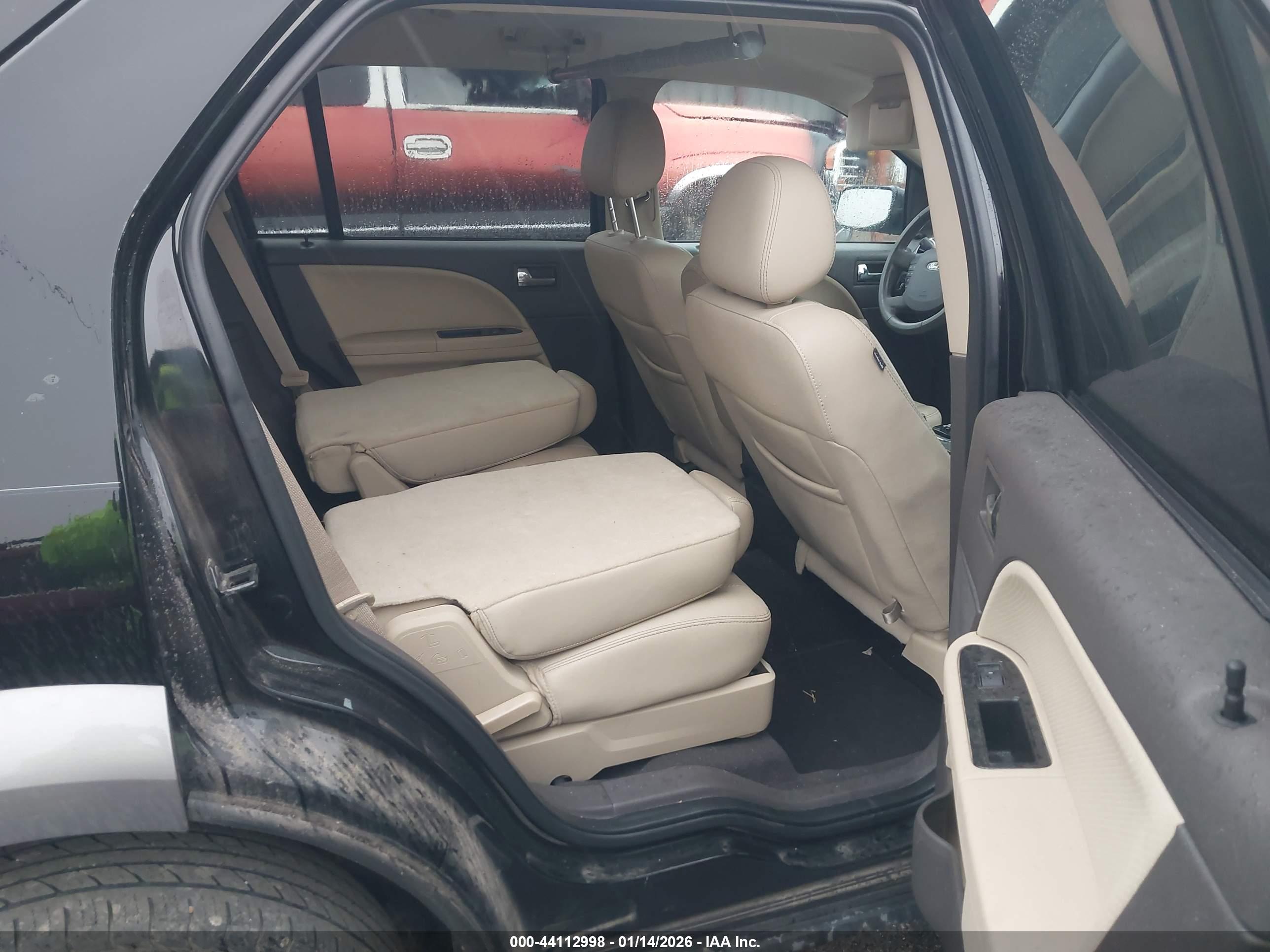 FORD TAURUS image 8