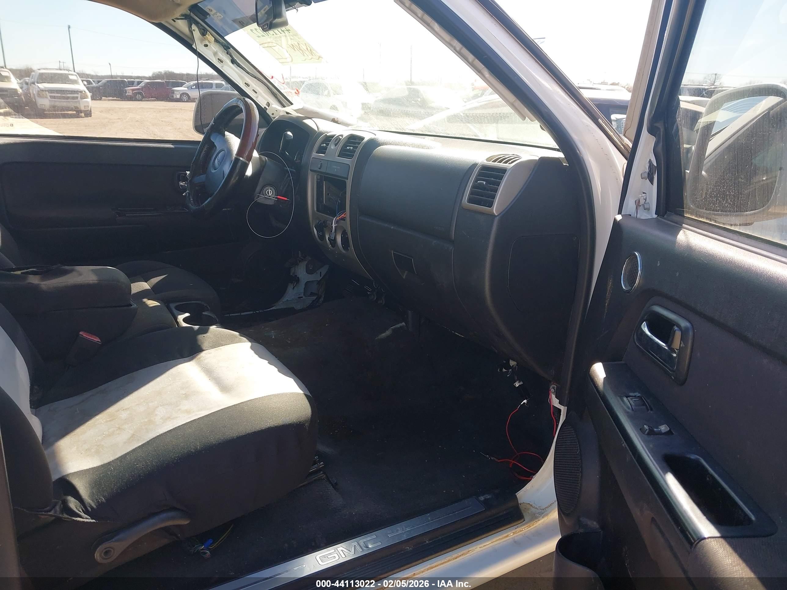 GMC CANYON image 5