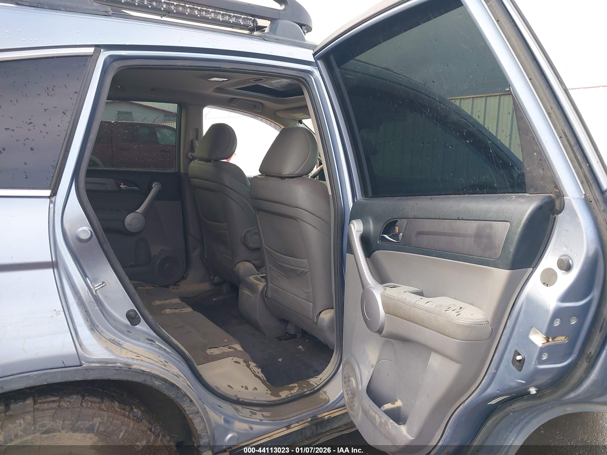 HONDA CR-V image 8