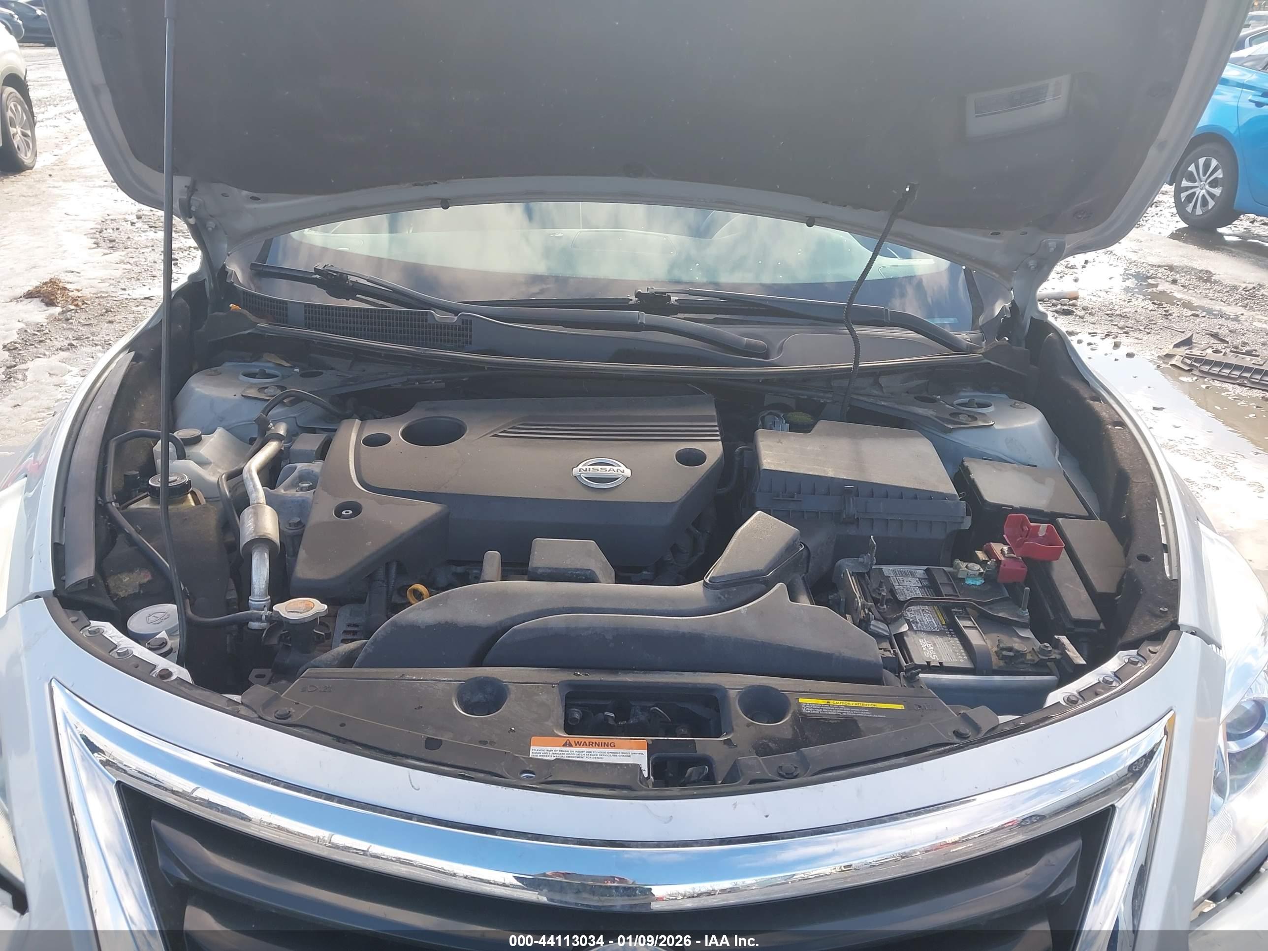 NISSAN ALTIMA image 10