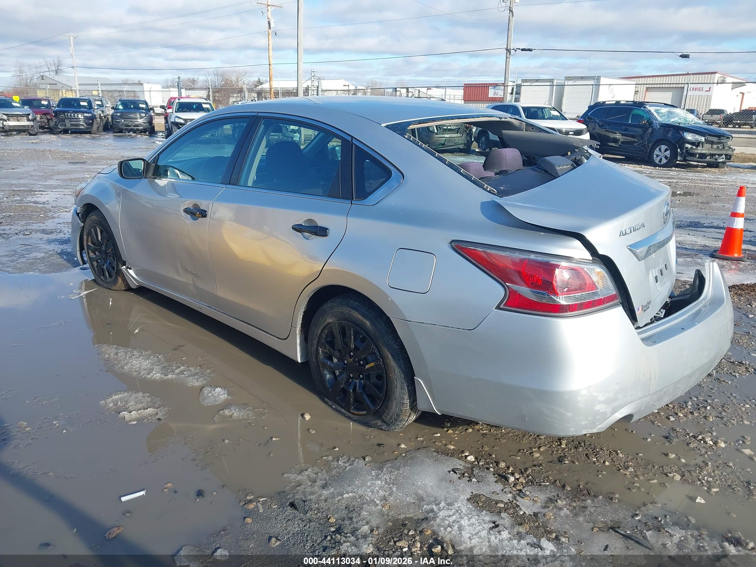 NISSAN ALTIMA image 3