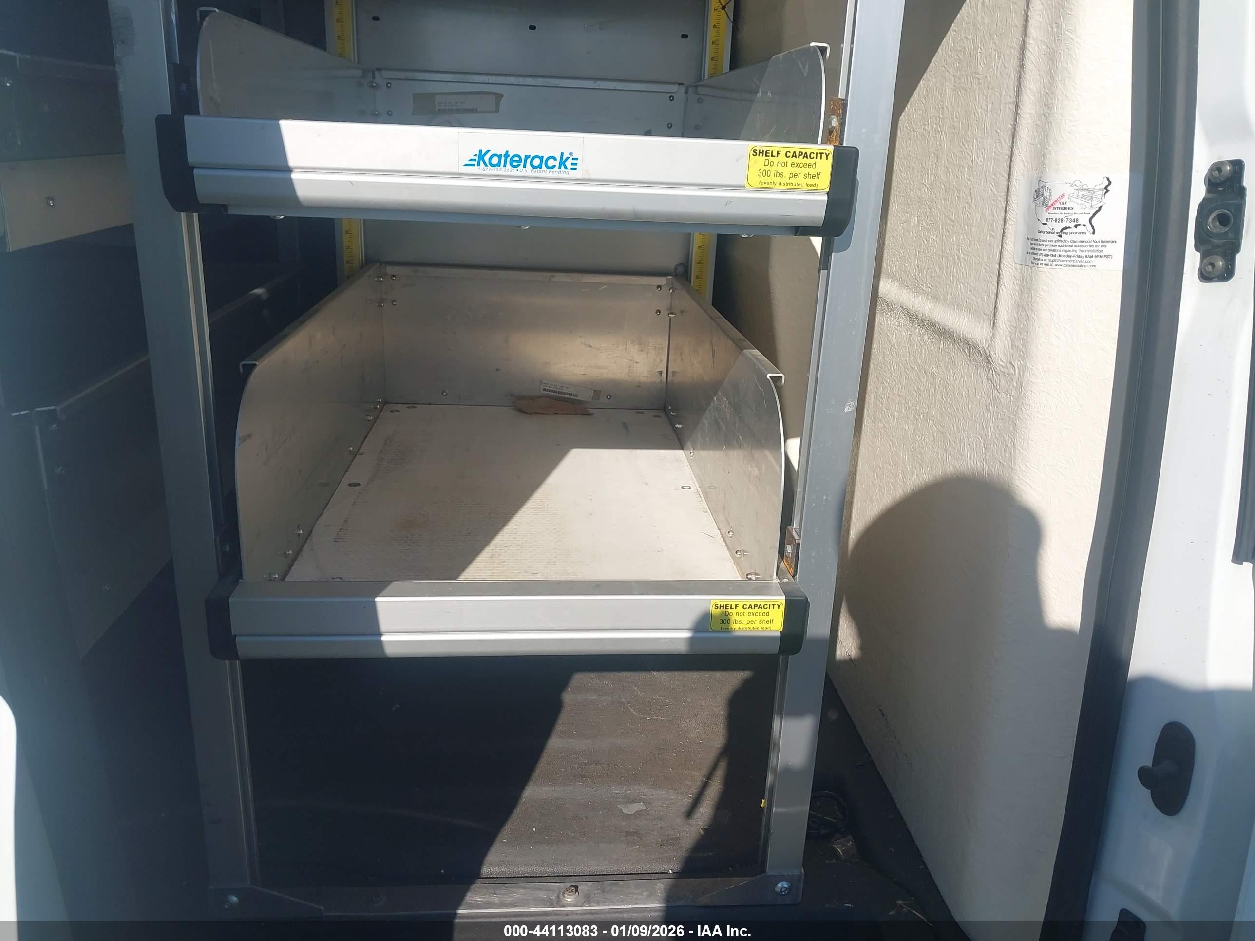 FORD TRANSIT image 8
