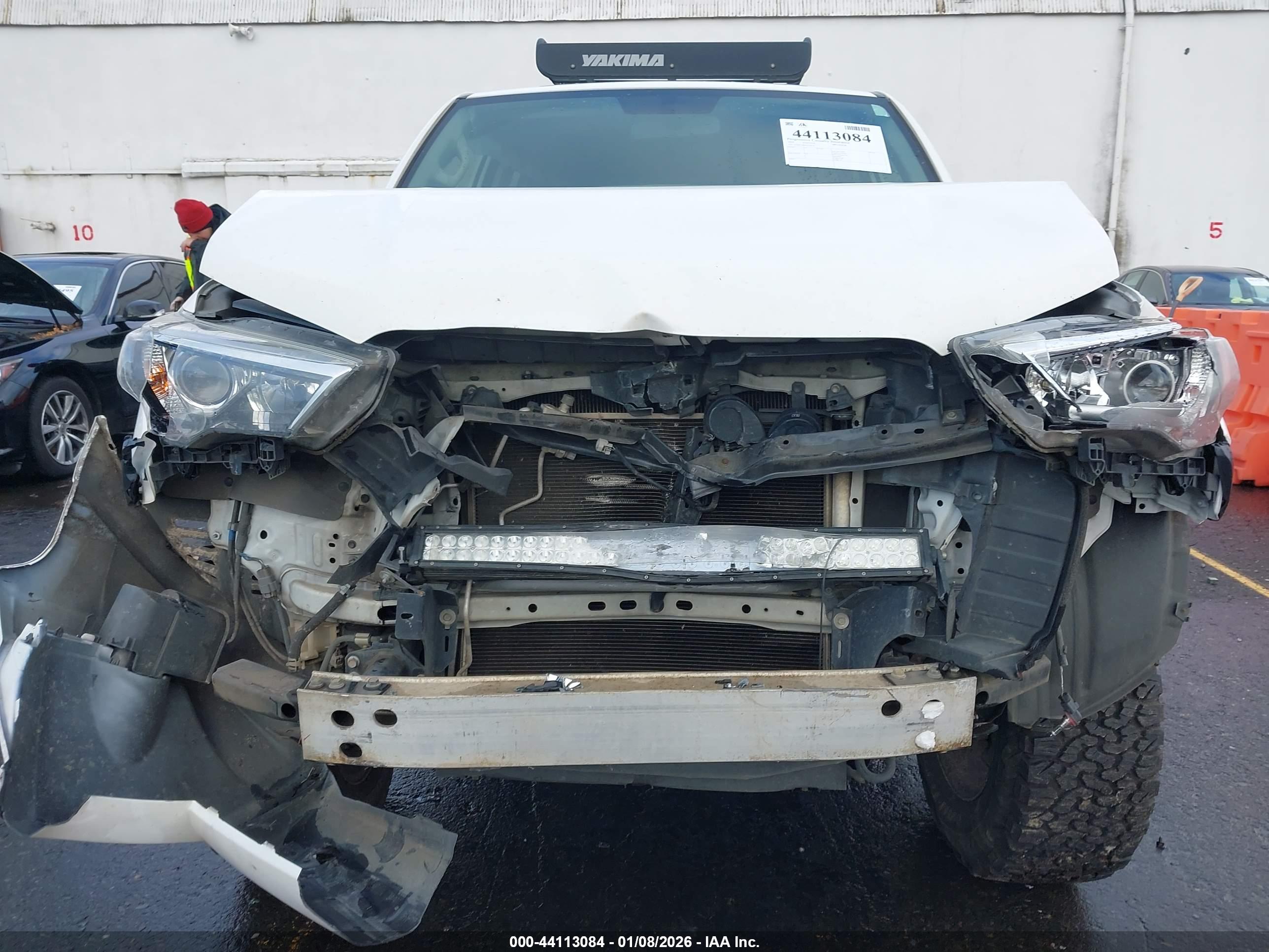 TOYOTA 4RUNNER image 6