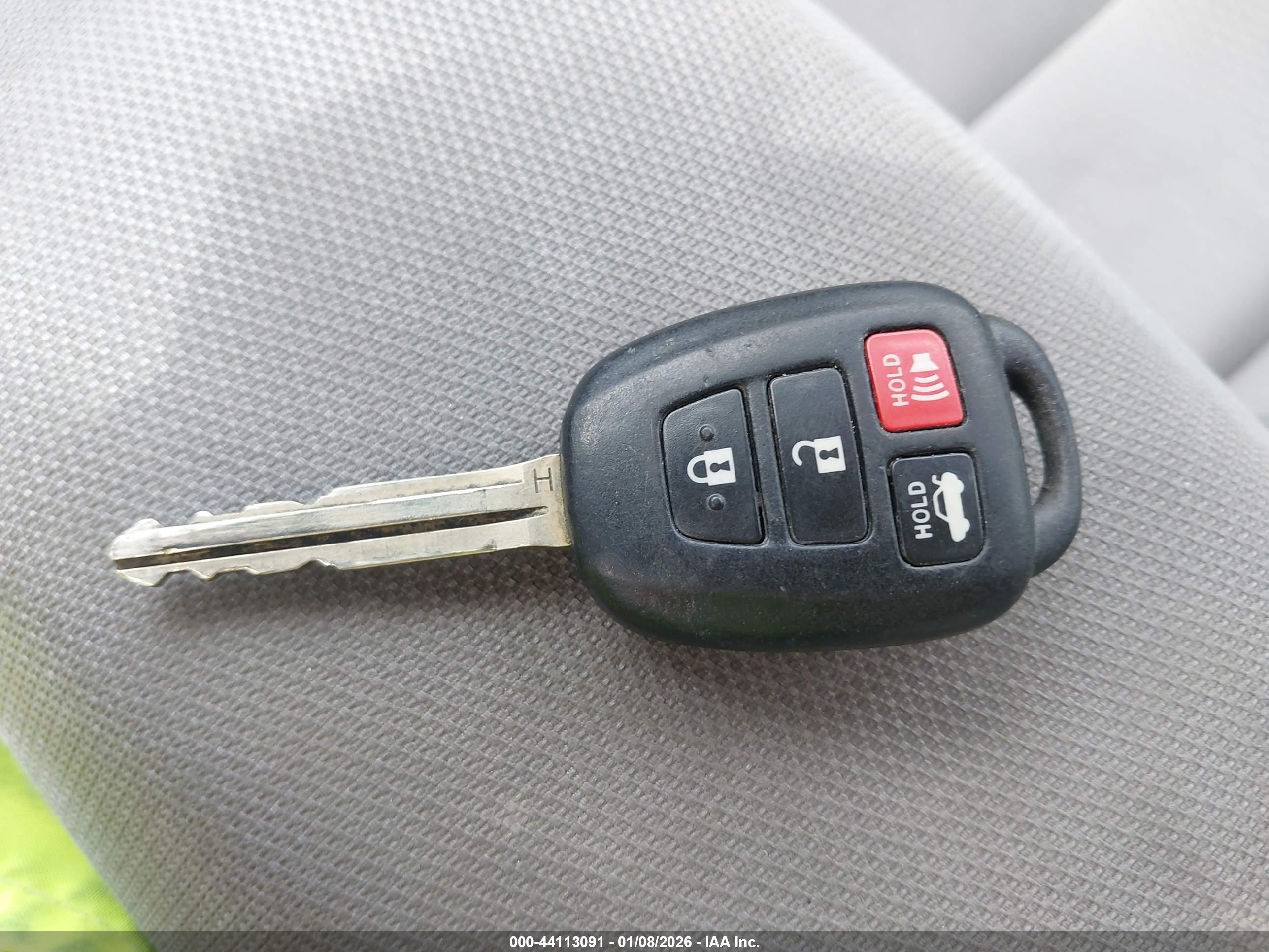 TOYOTA COROLLA image 11