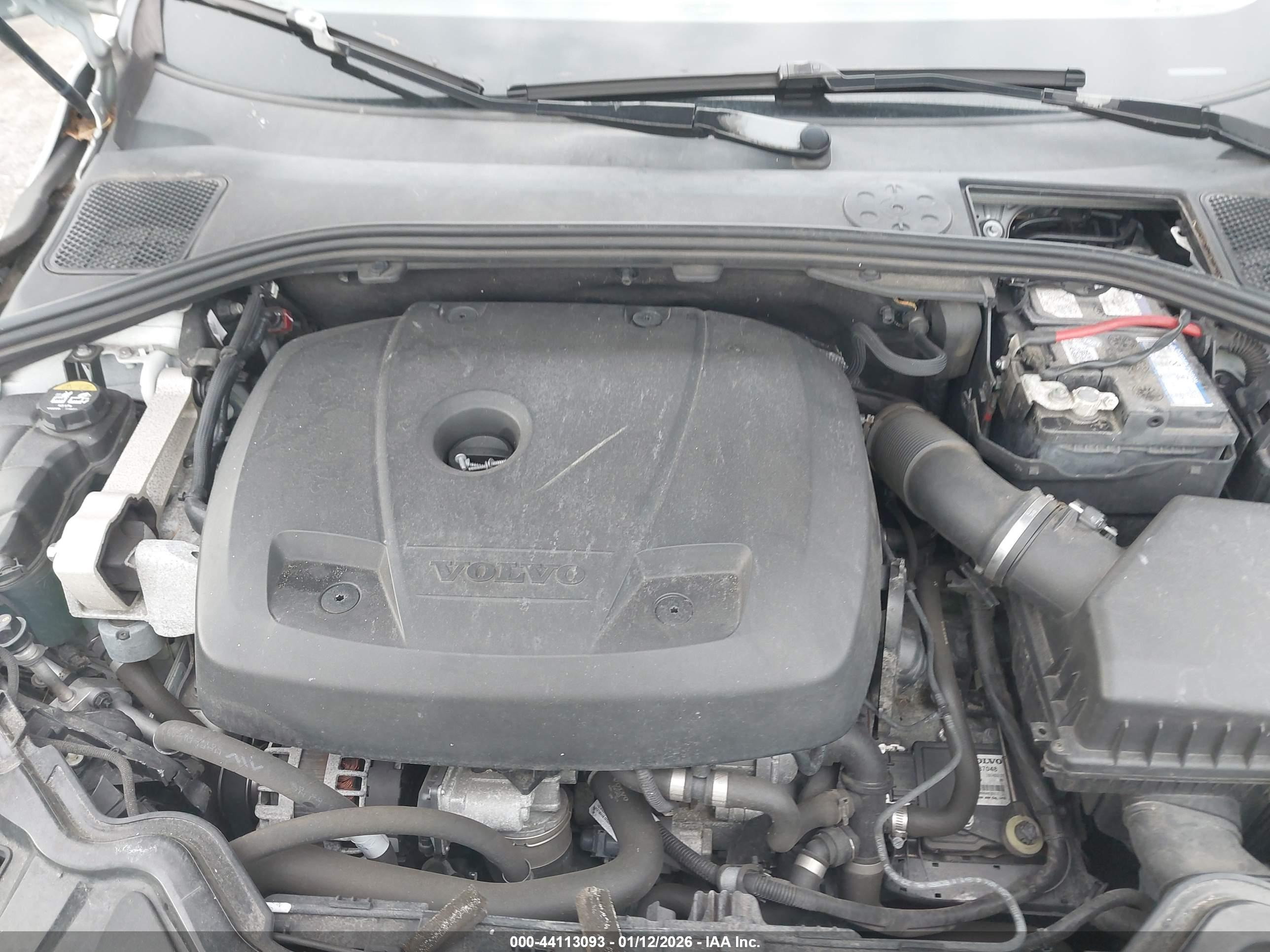 VOLVO S60 image 10