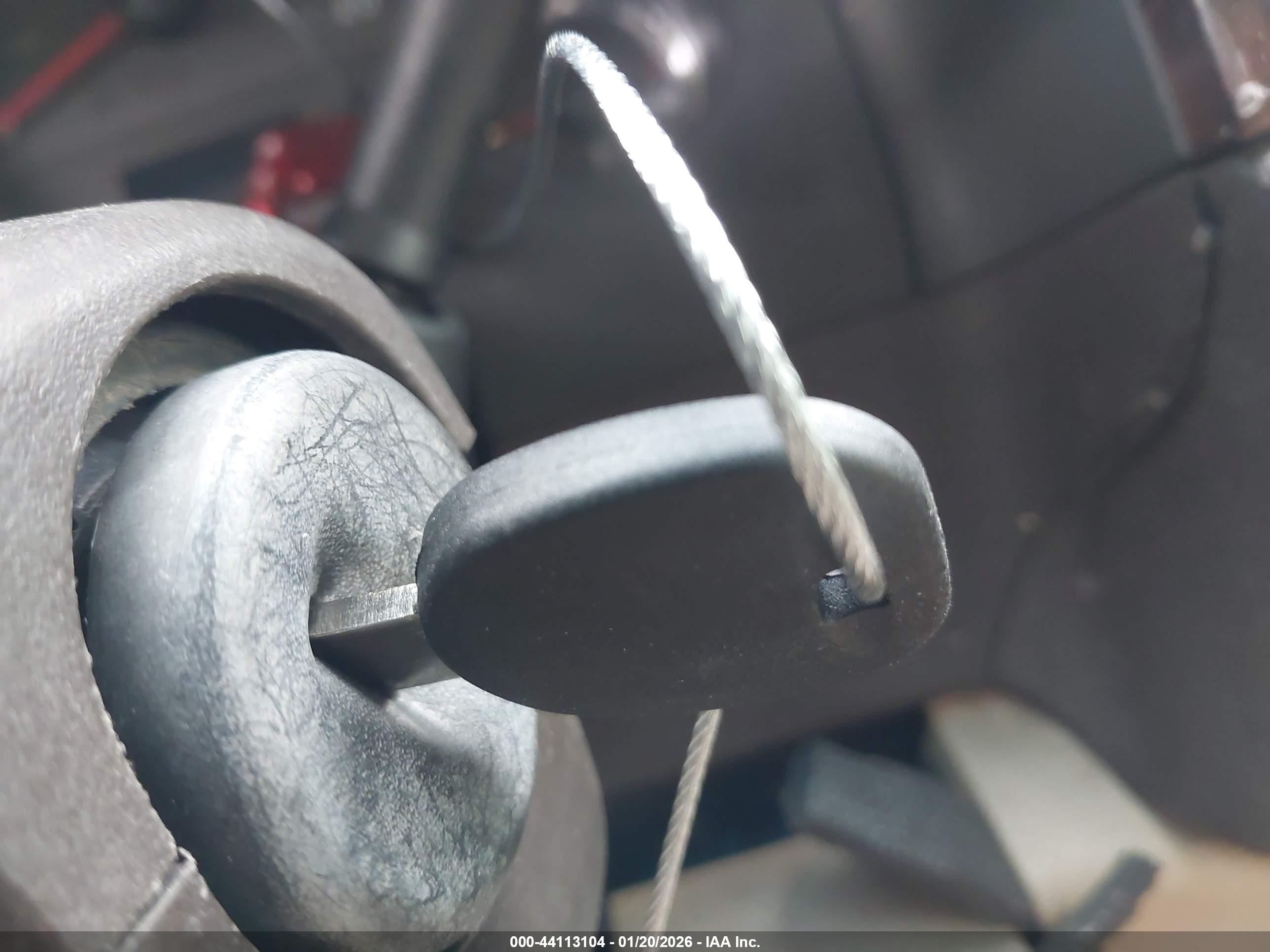 GMC YUKON image 11