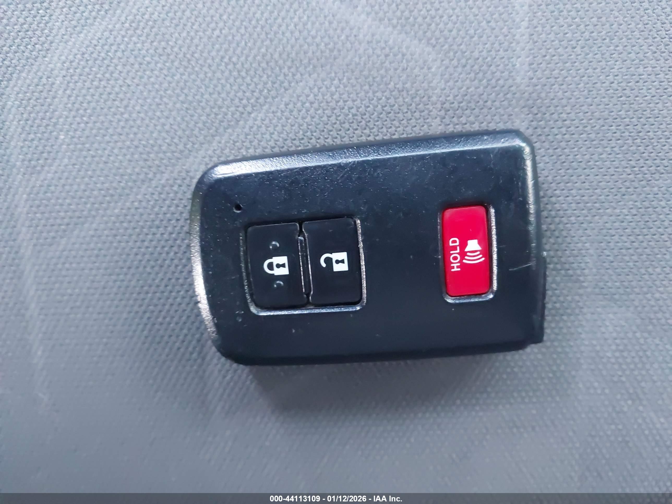 TOYOTA TACOMA image 11