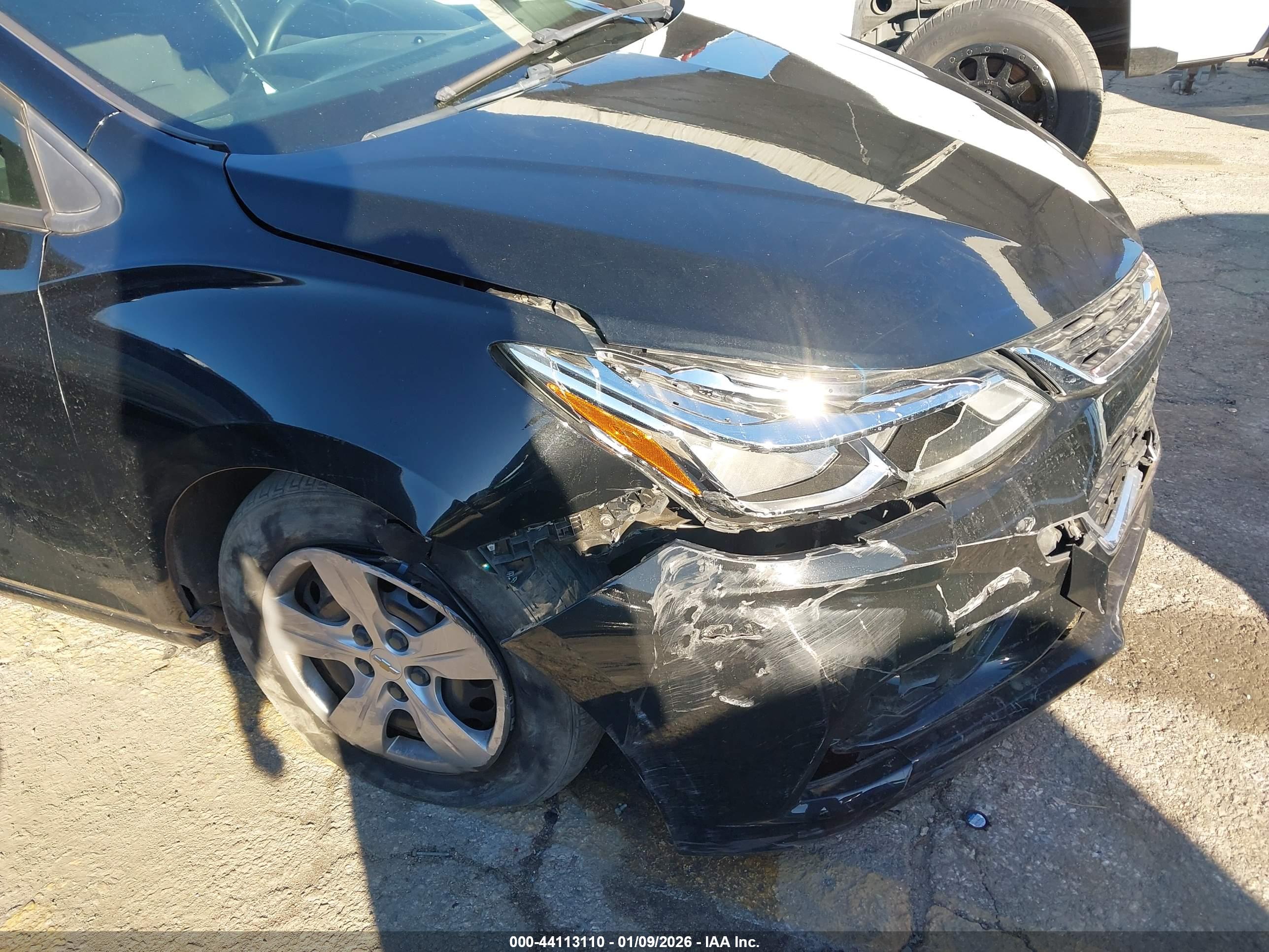 CHEVROLET CRUZE image 6