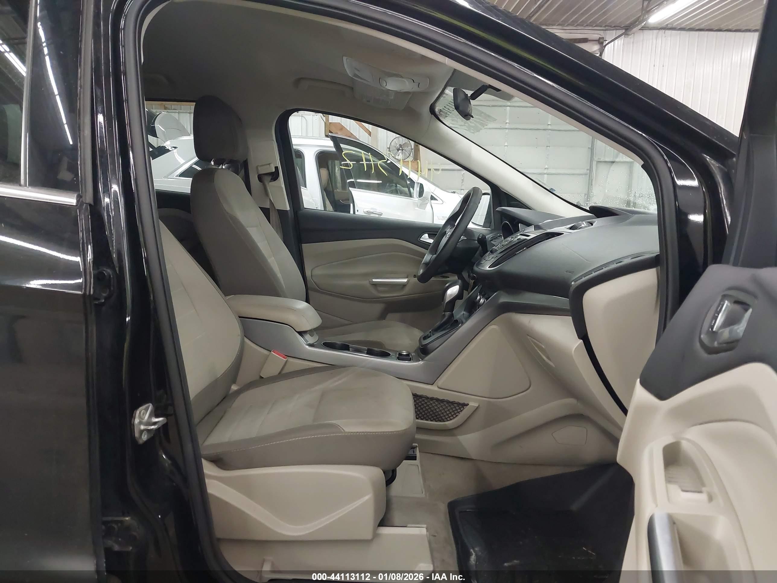 FORD ESCAPE image 5