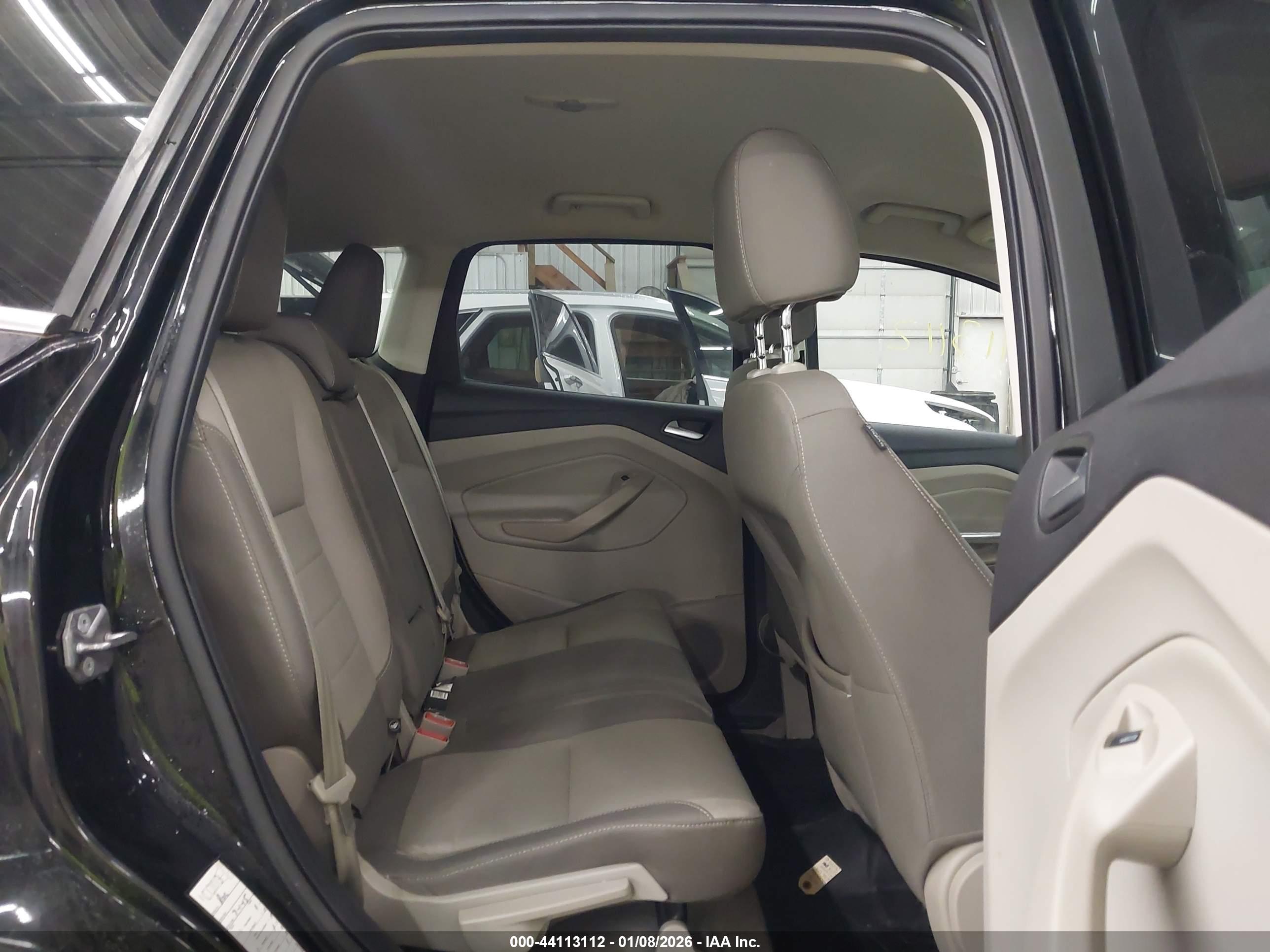 FORD ESCAPE image 8