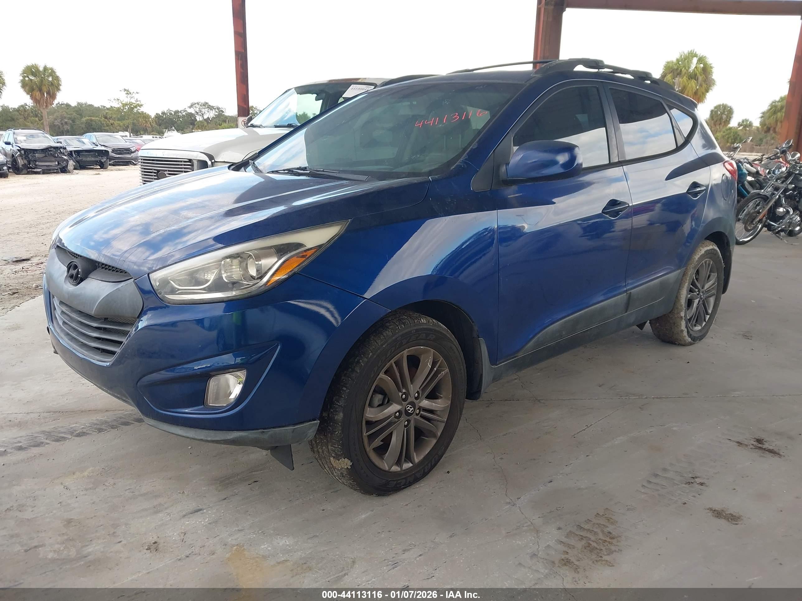 HYUNDAI TUCSON image 2