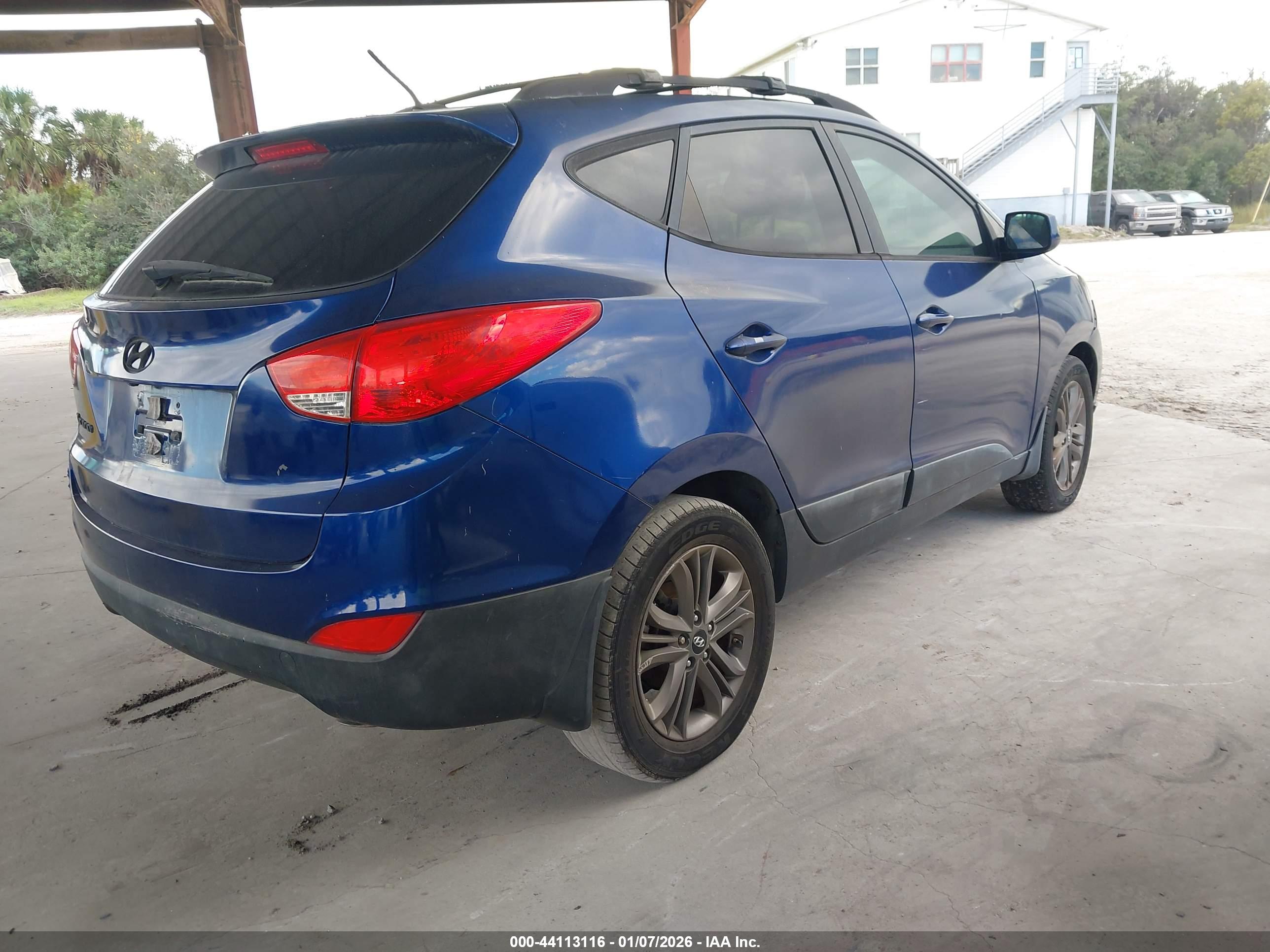 HYUNDAI TUCSON image 4