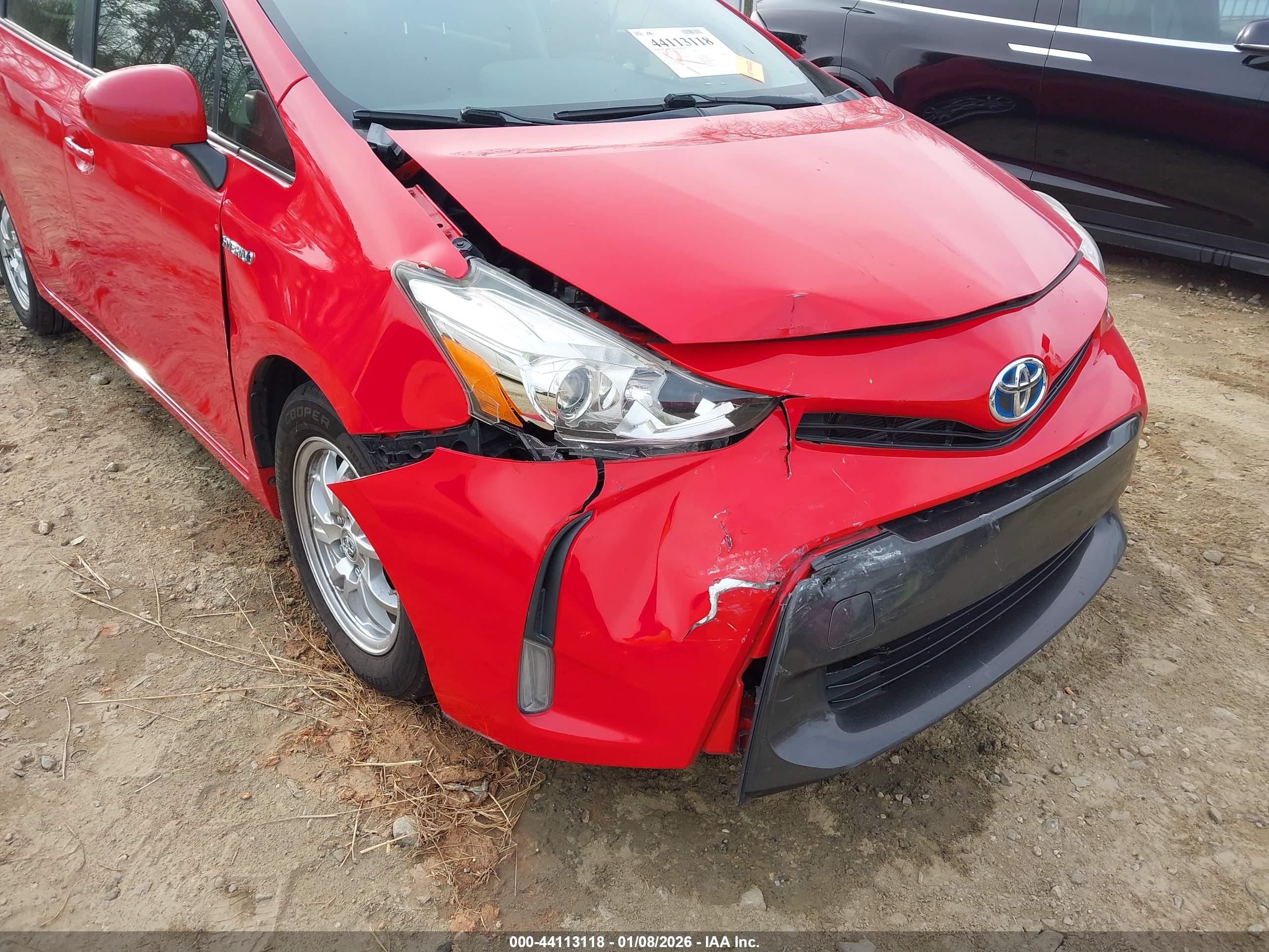TOYOTA PRIUS image 6