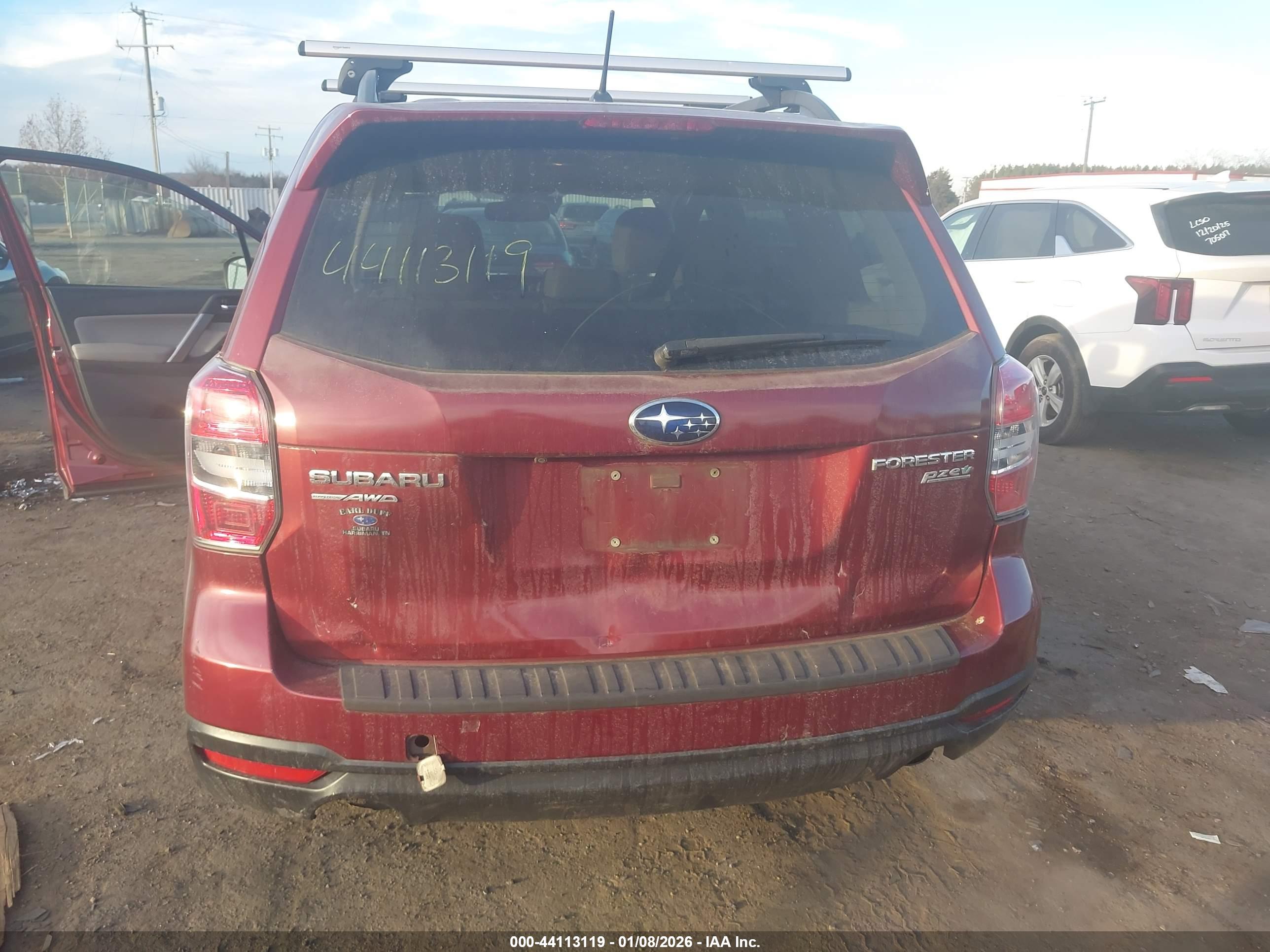 SUBARU FORESTER image 6