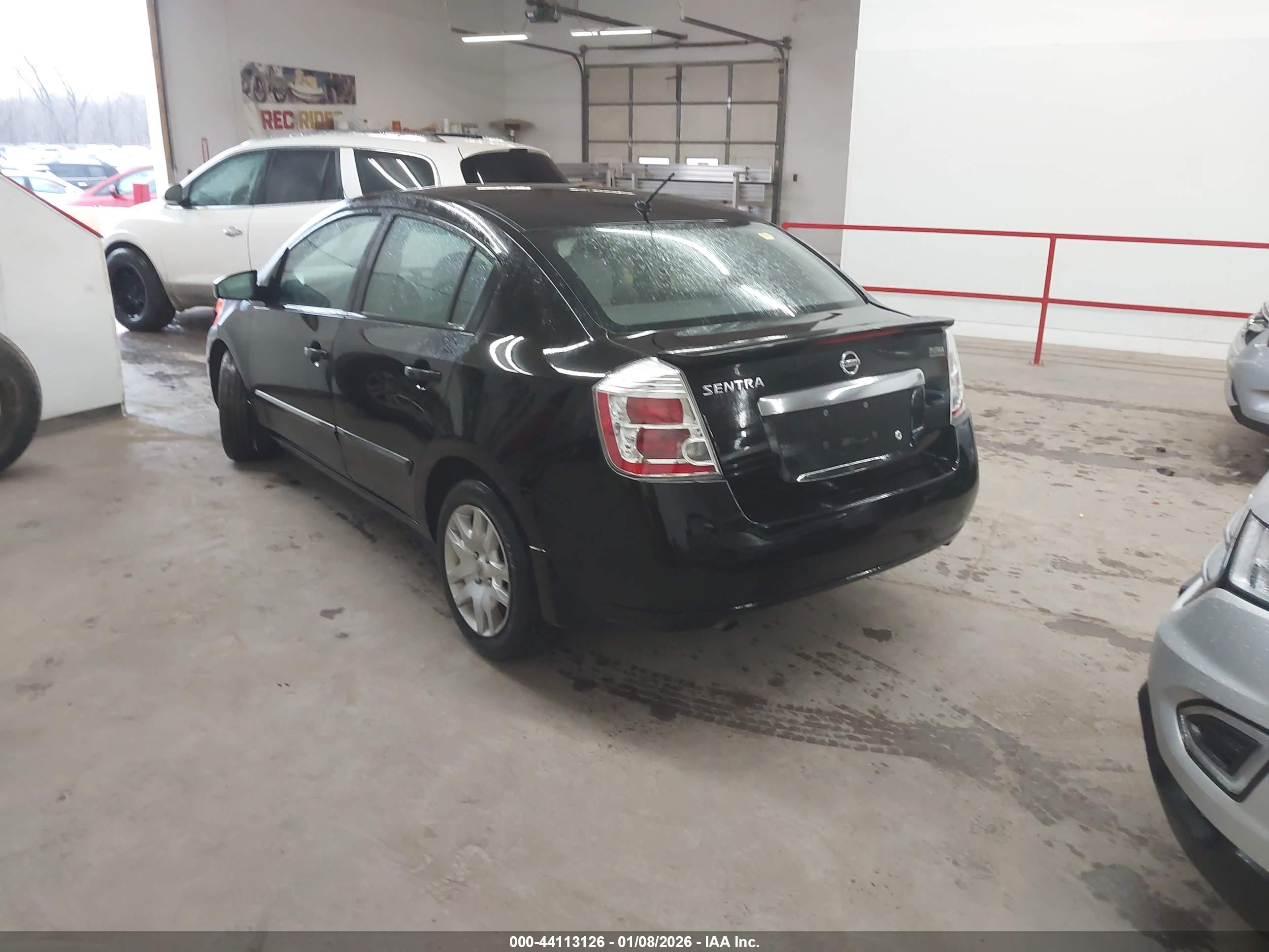 NISSAN SENTRA image 3